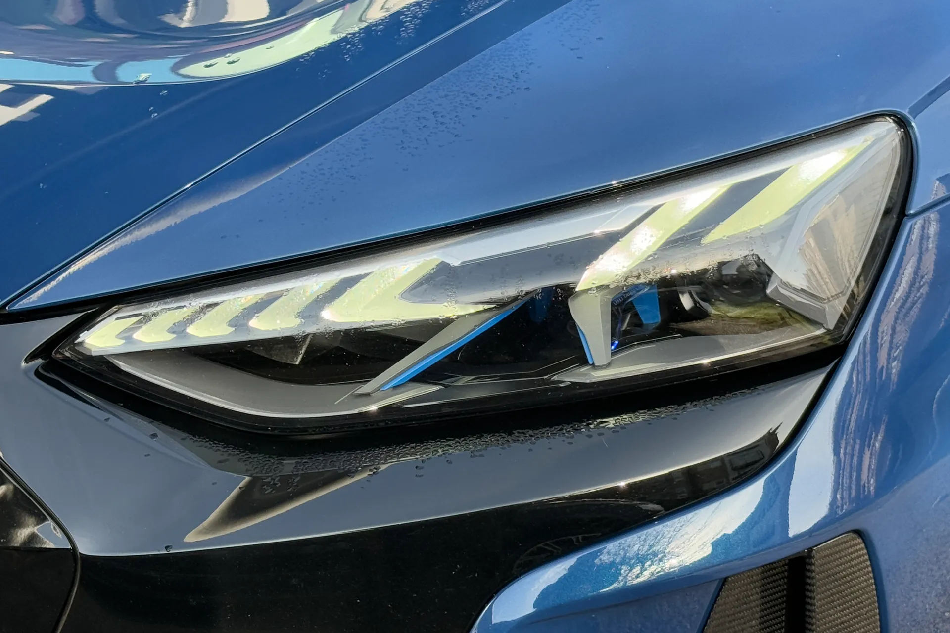 Audi RS e-tron GT thumbnail image number 35