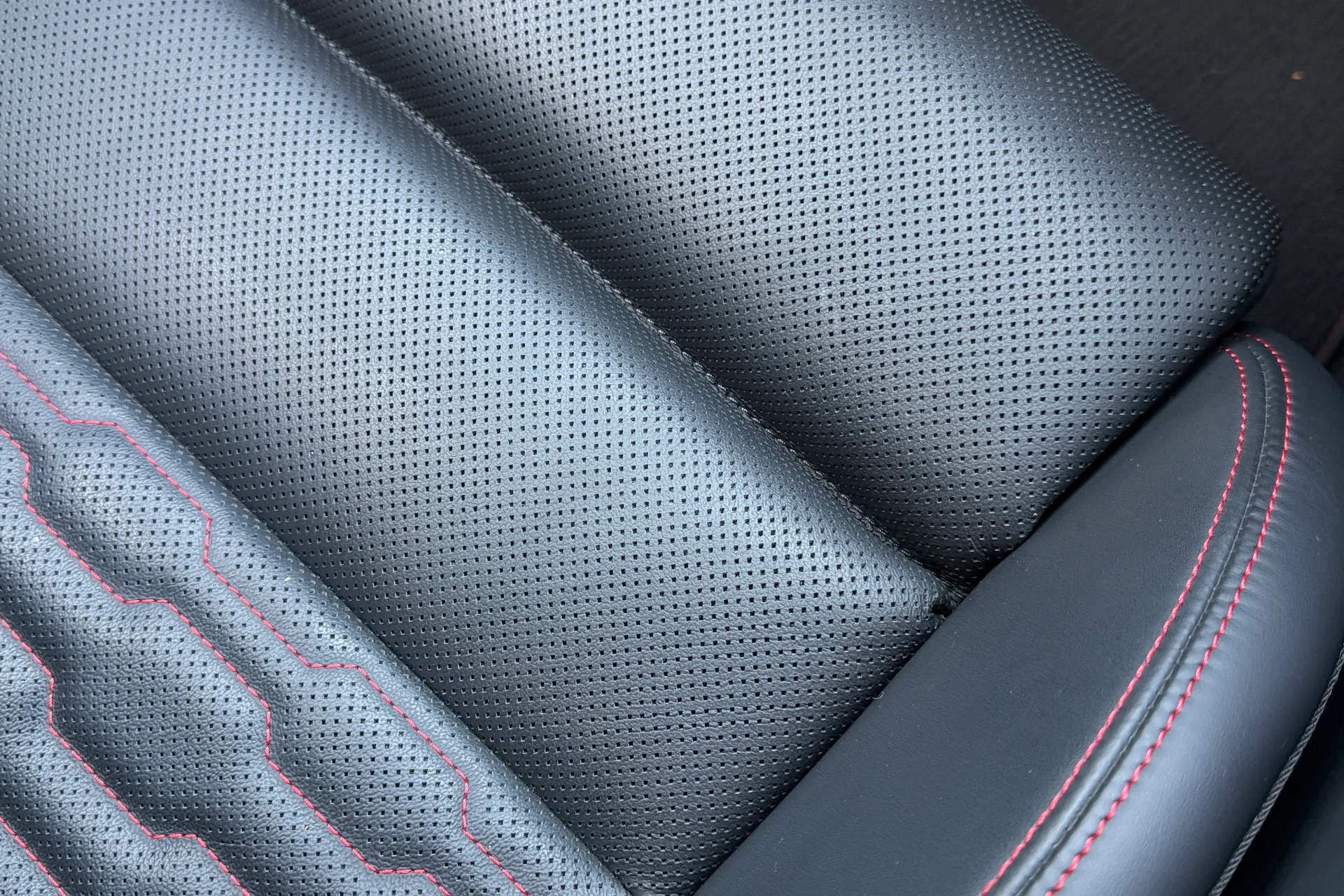 Audi RS e-tron GT thumbnail image number 51