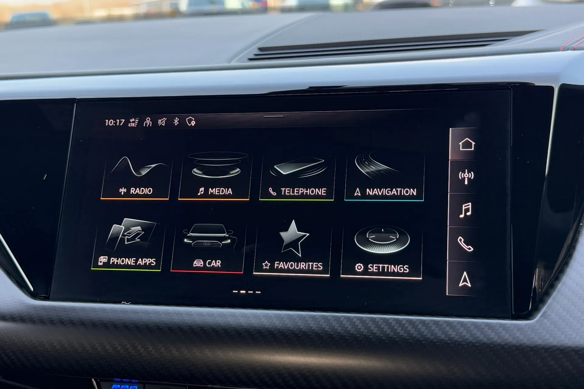 Audi RS e-tron GT thumbnail image number 41