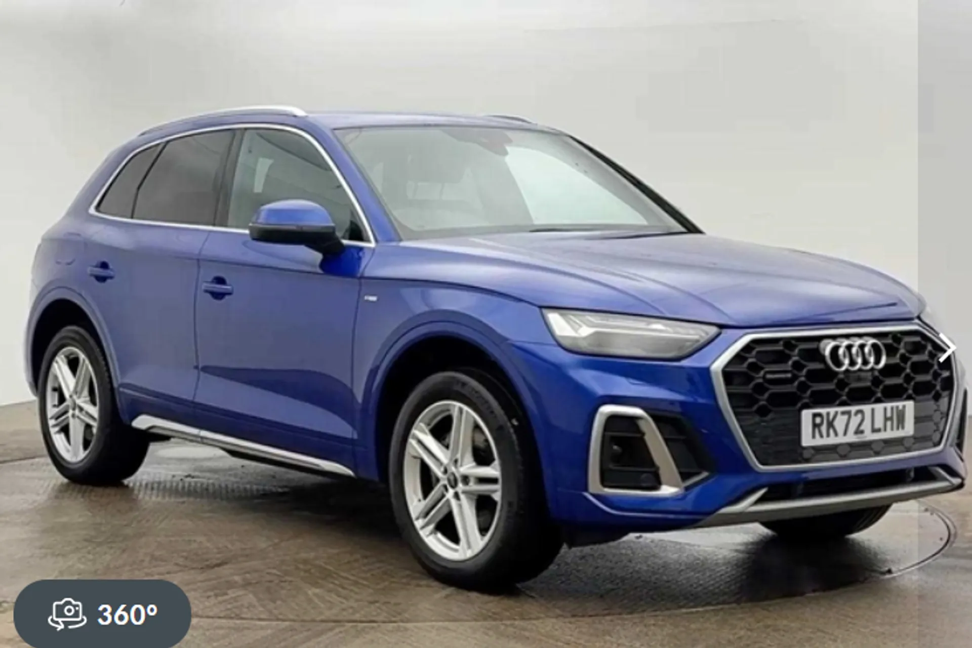 Audi Q5 focused image