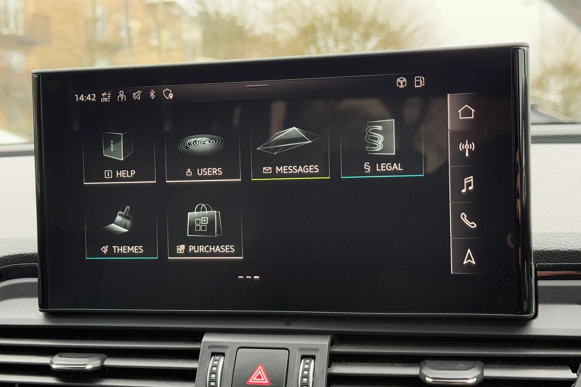 Audi Q5 thumbnail image number 28