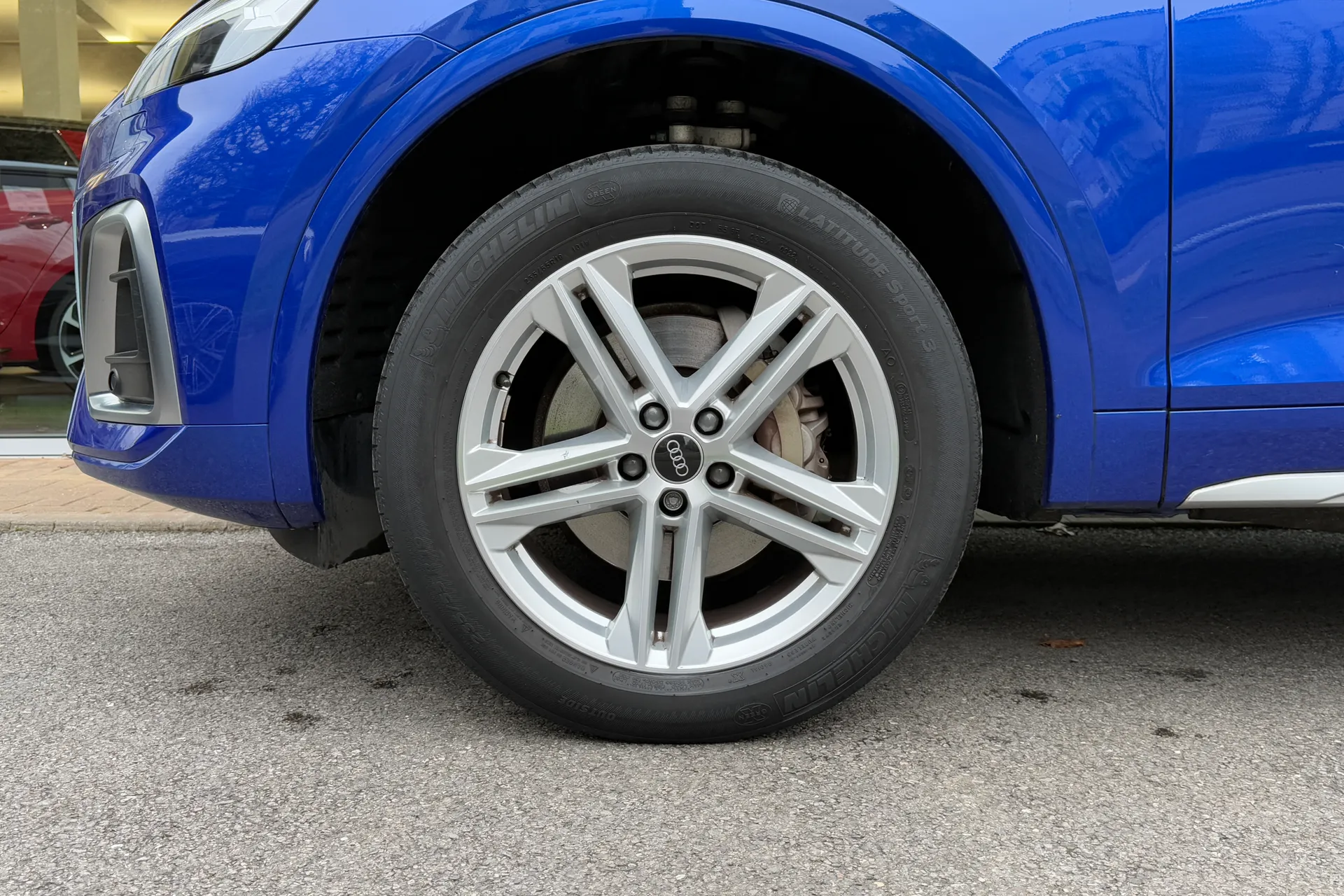 Audi Q5 thumbnail image number 11