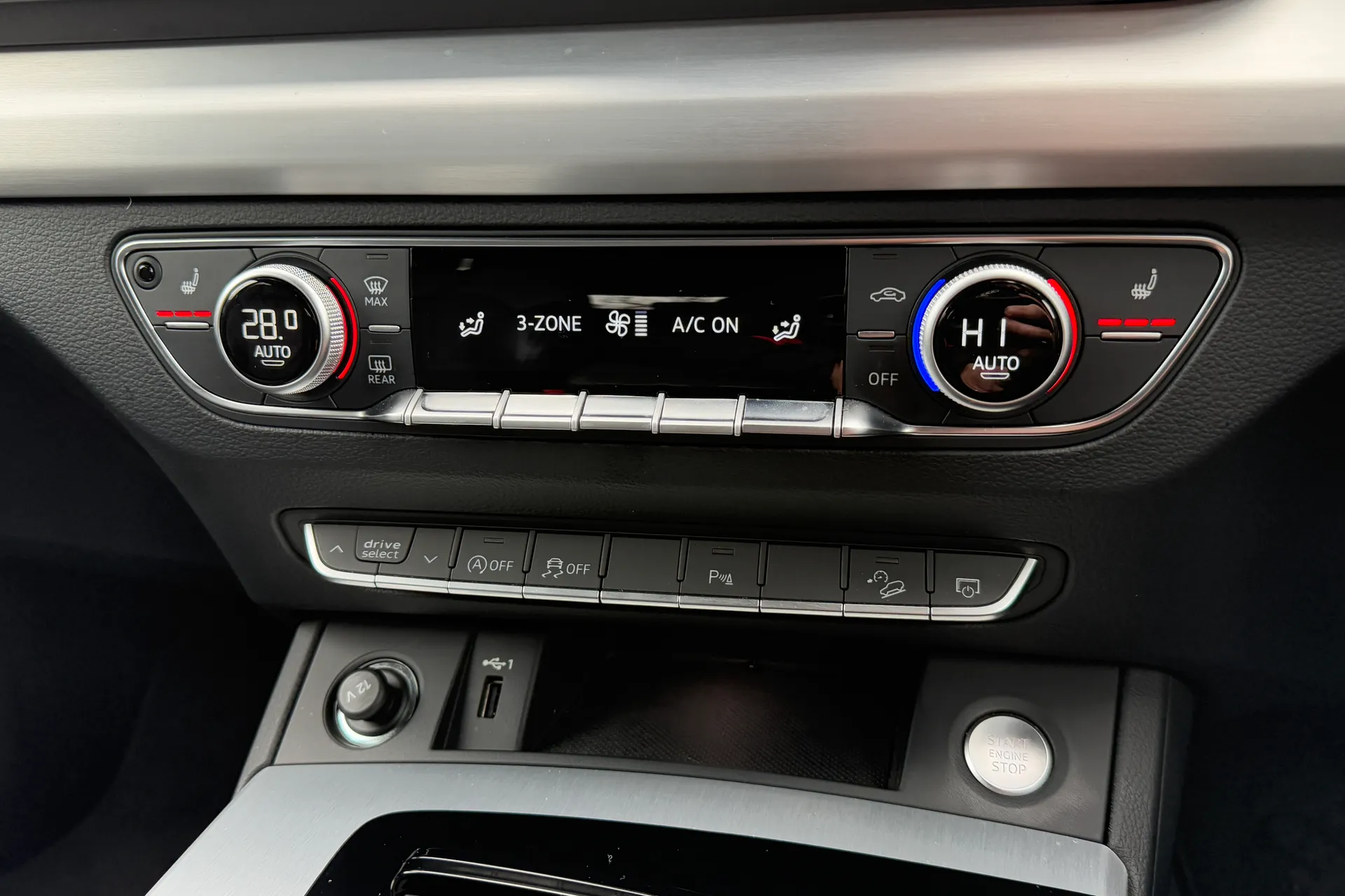 Audi Q5 thumbnail image number 20