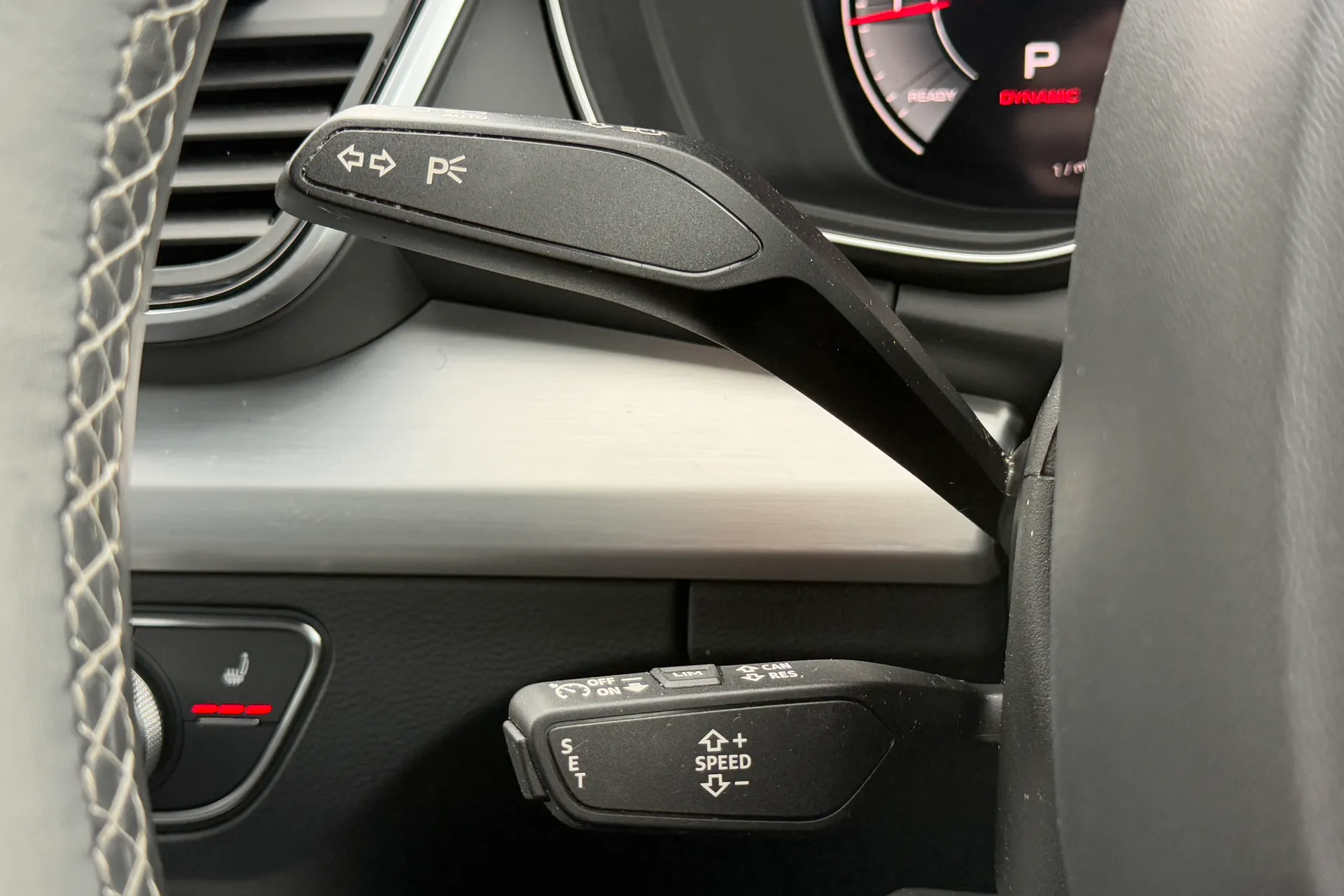 Audi Q5 thumbnail image number 18