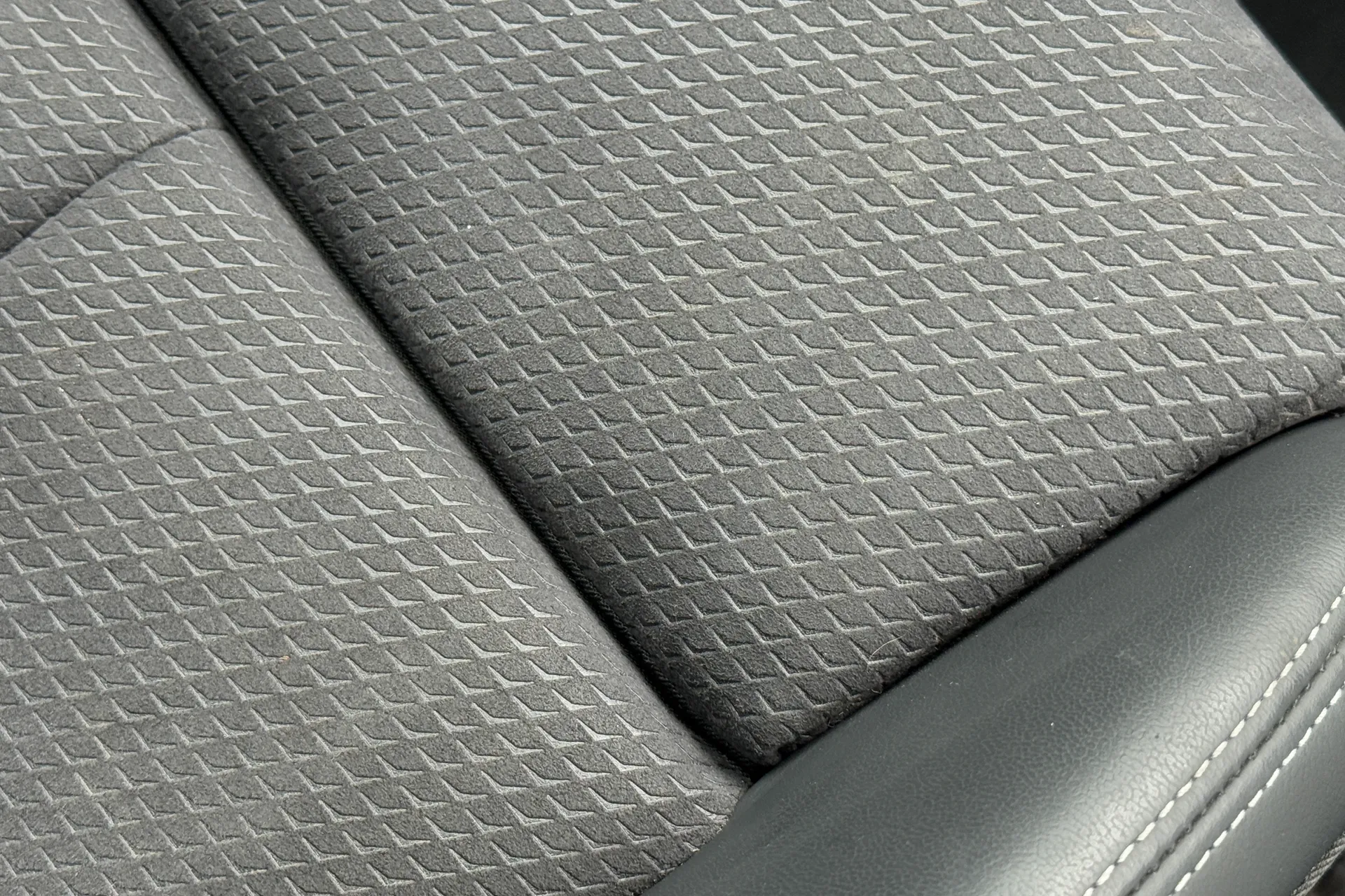 Audi Q5 thumbnail image number 32