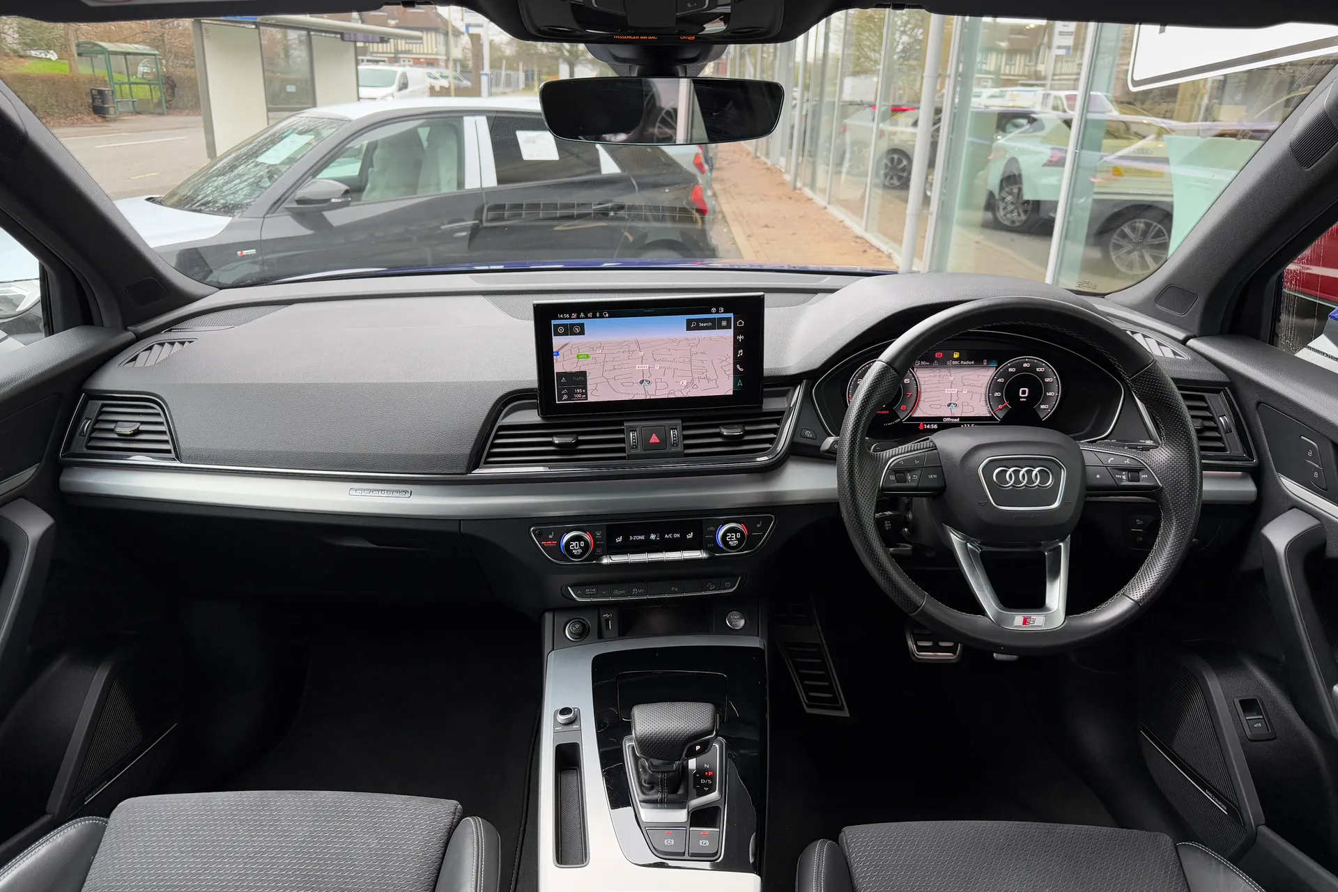 Audi Q5 thumbnail image number 3