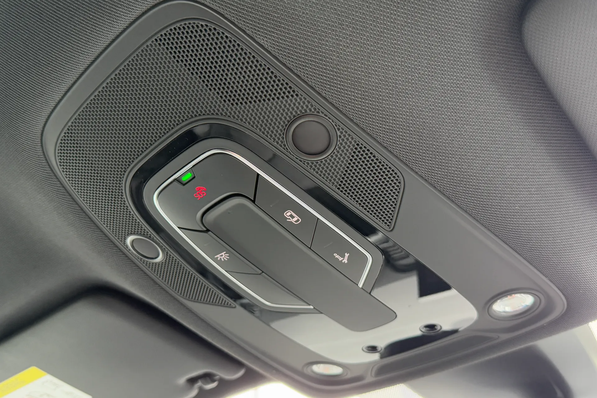 Audi Q5 thumbnail image number 35