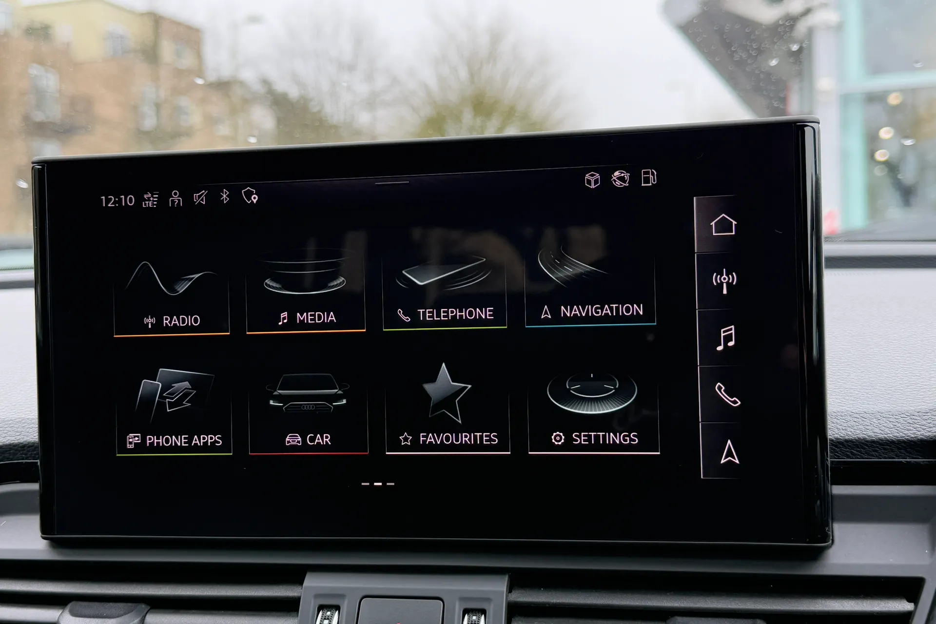 Audi Q5 thumbnail image number 30