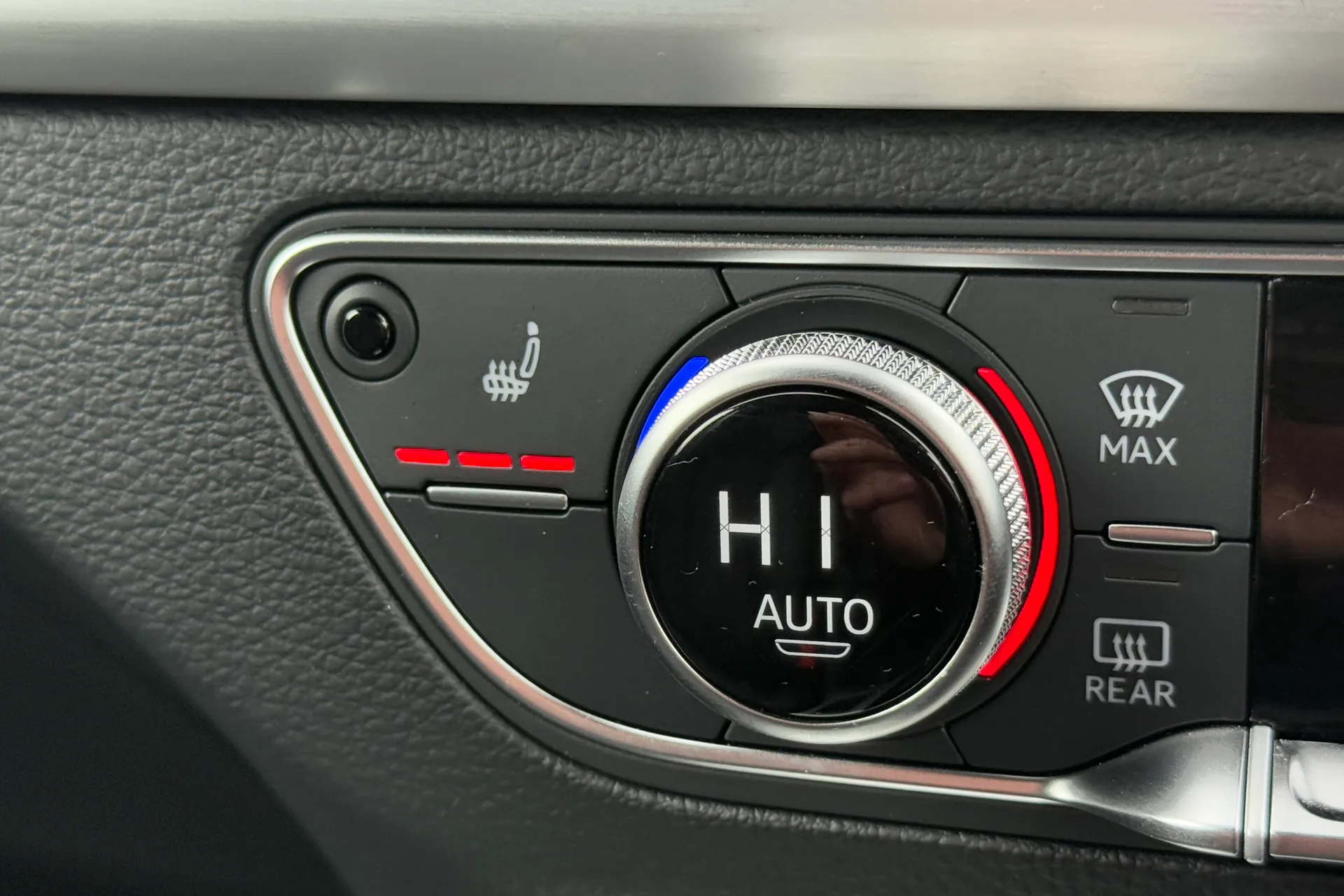 Audi Q5 thumbnail image number 6