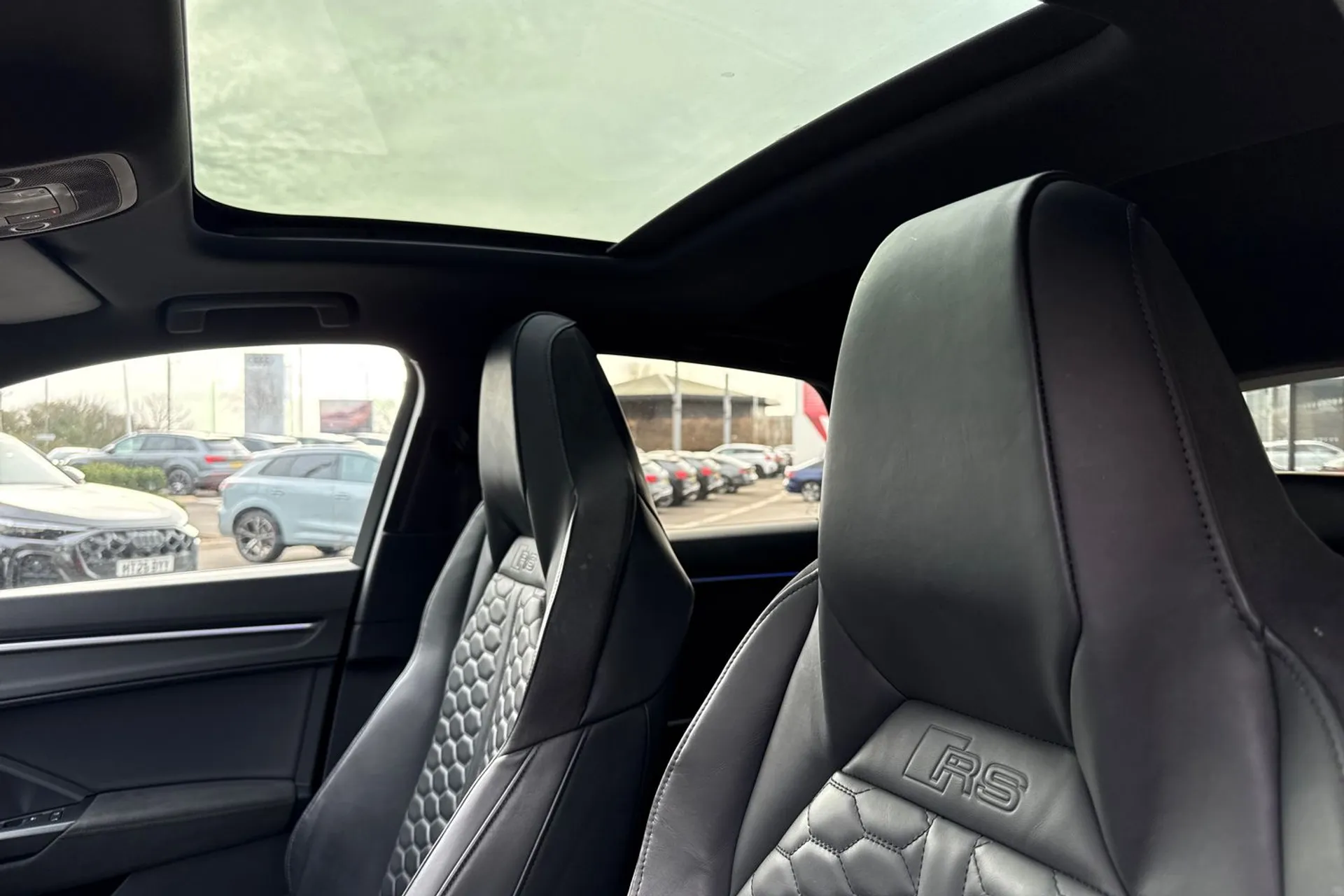 Audi RS Q3 thumbnail image number 4