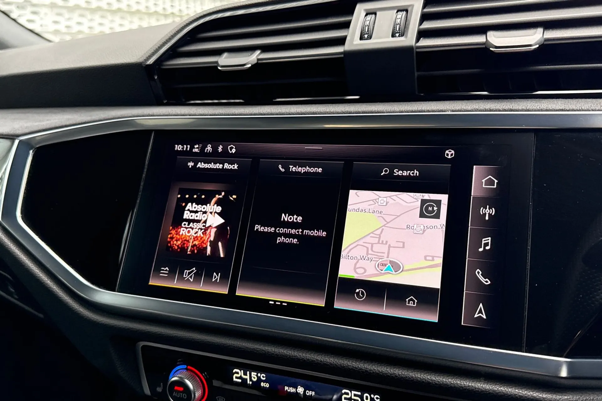 Audi RS Q3 thumbnail image number 36