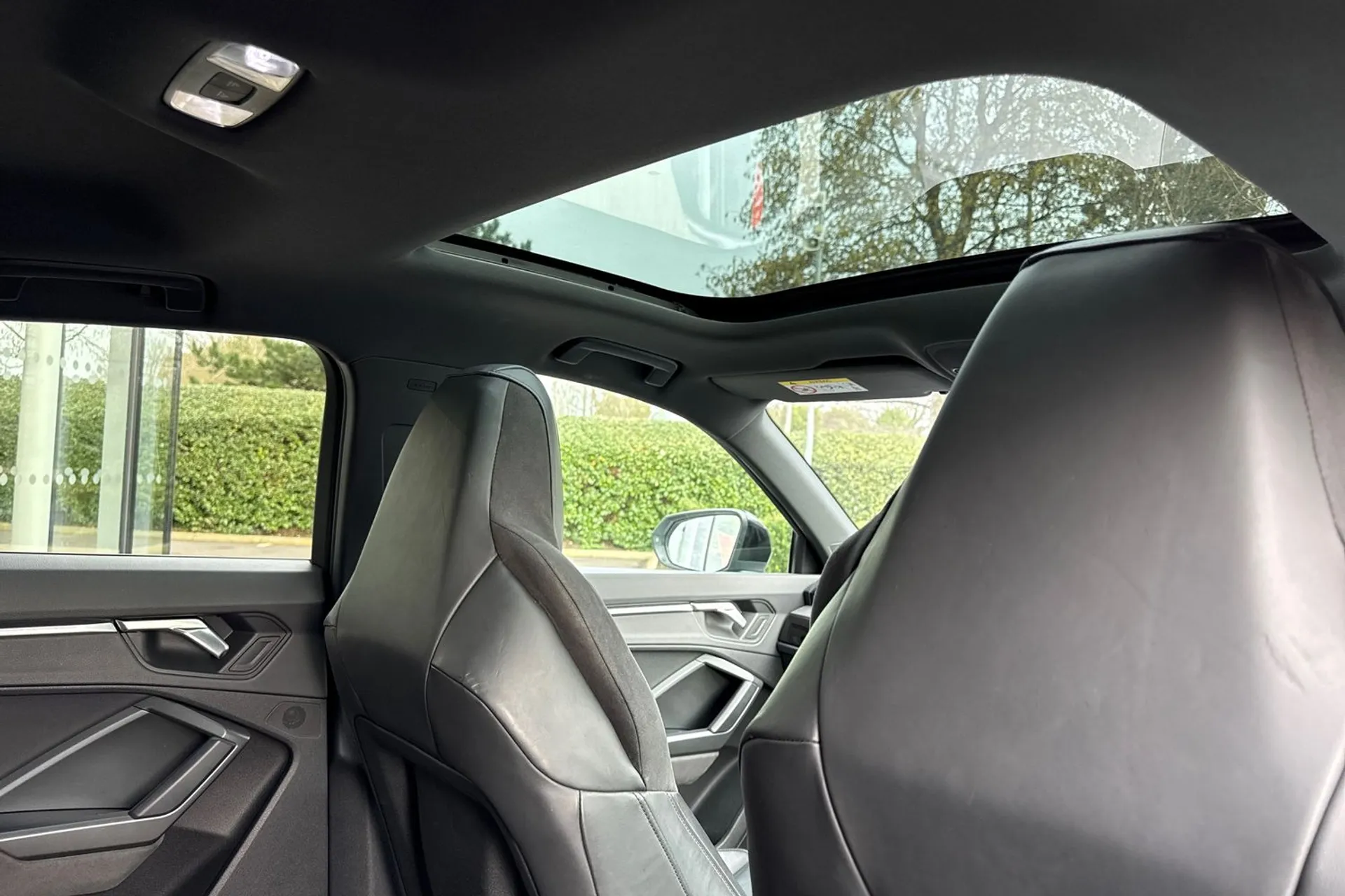 Audi RS Q3 thumbnail image number 18