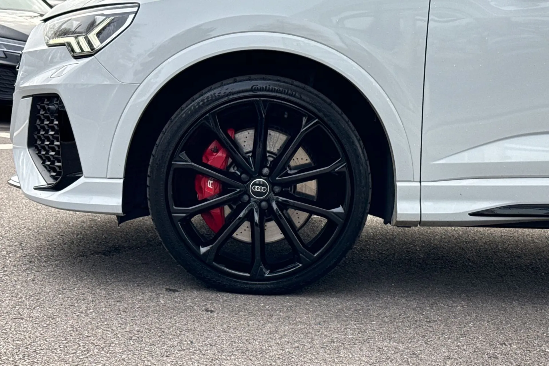 Audi RS Q3 thumbnail image number 27