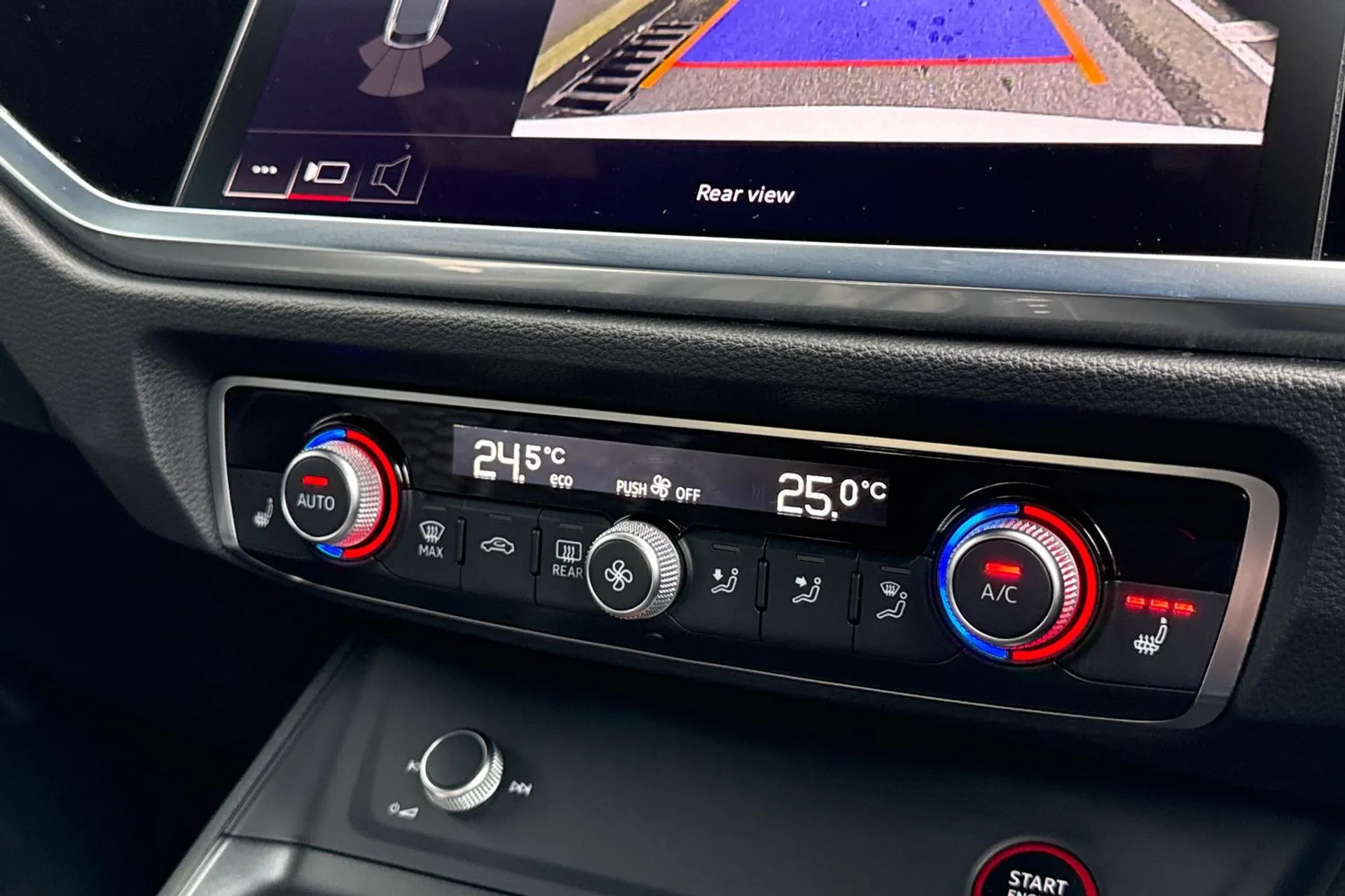 Audi RS Q3 thumbnail image number 44