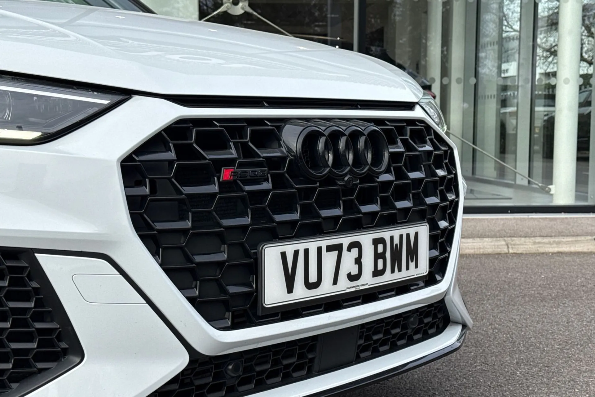 Audi RS Q3 thumbnail image number 10