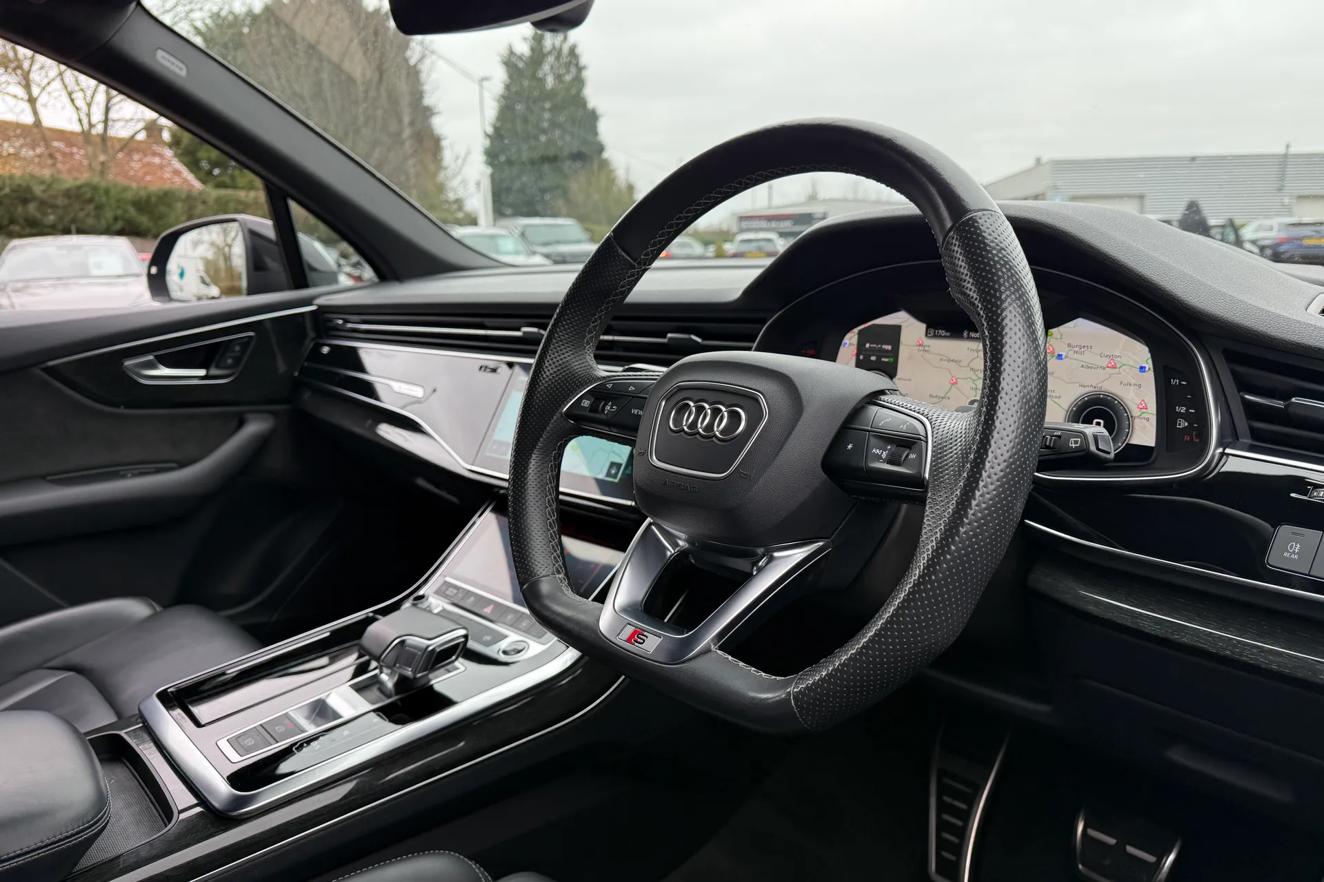 Audi Q7 thumbnail image number 28