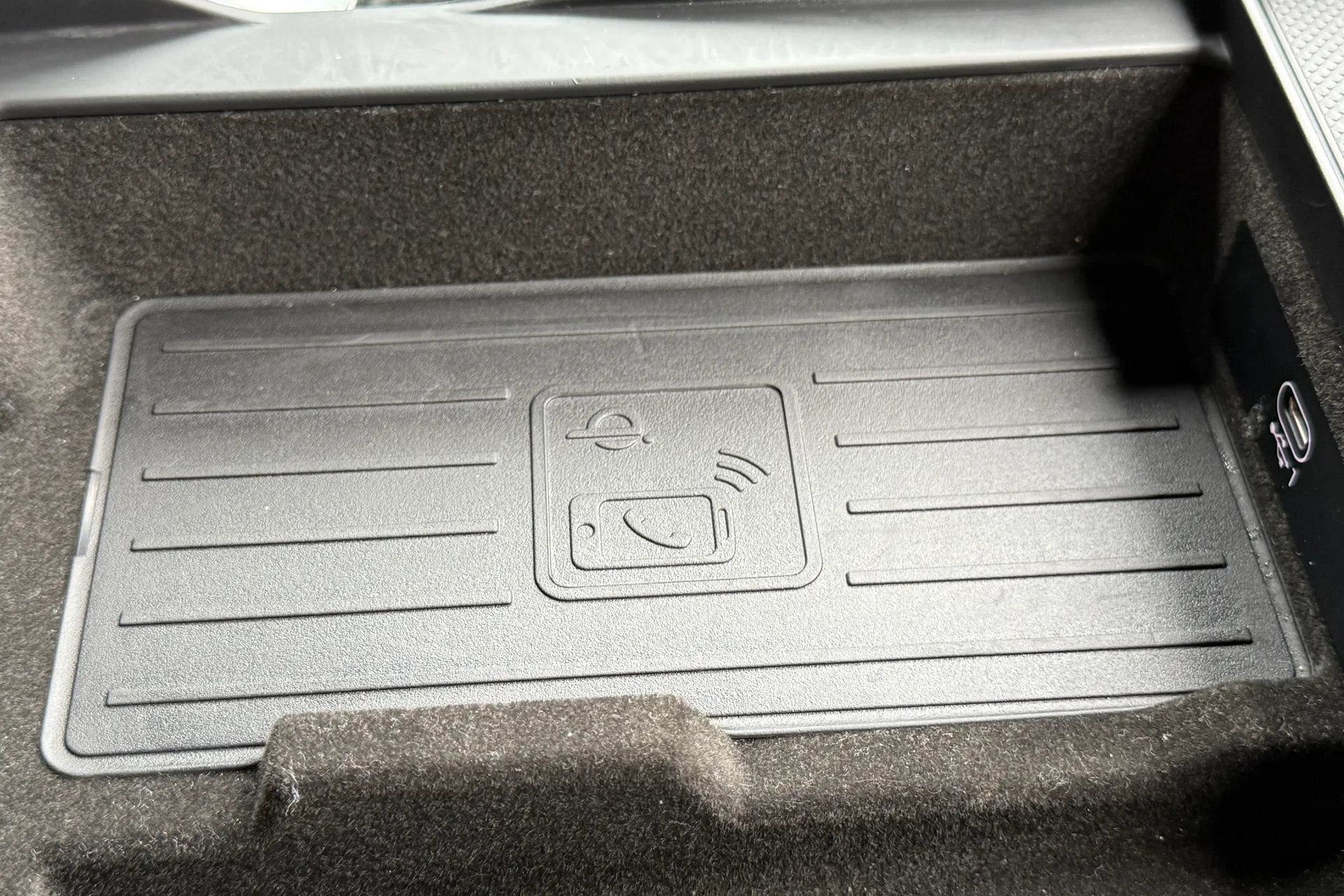 Audi Q7 thumbnail image number 15