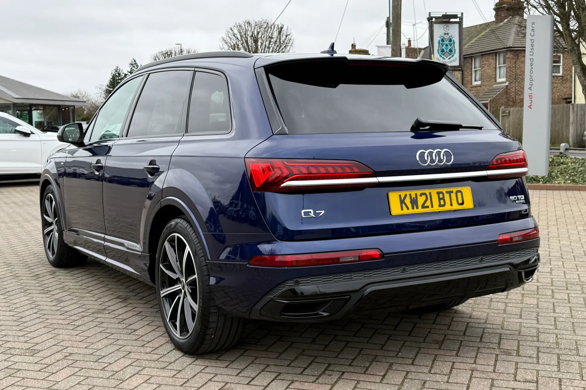 Audi Q7 thumbnail image number 34