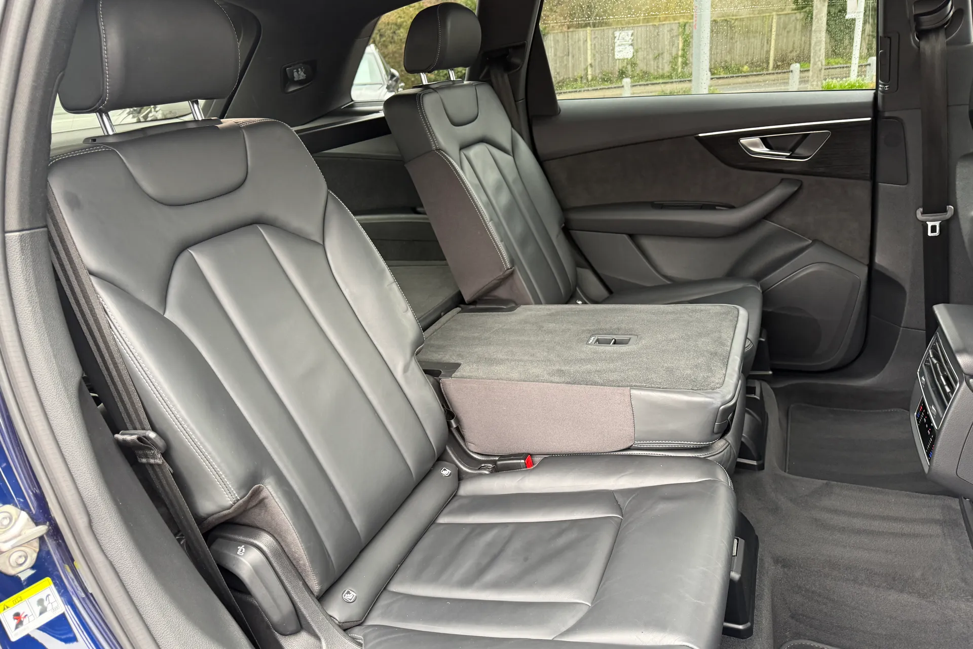 Audi Q7 thumbnail image number 48