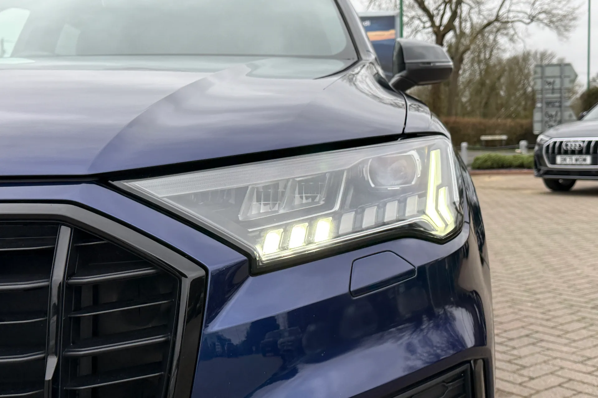 Audi Q7 thumbnail image number 56
