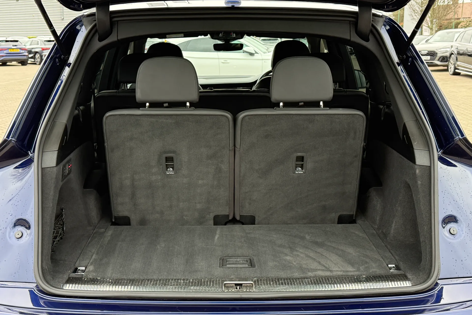 Audi Q7 thumbnail image number 36