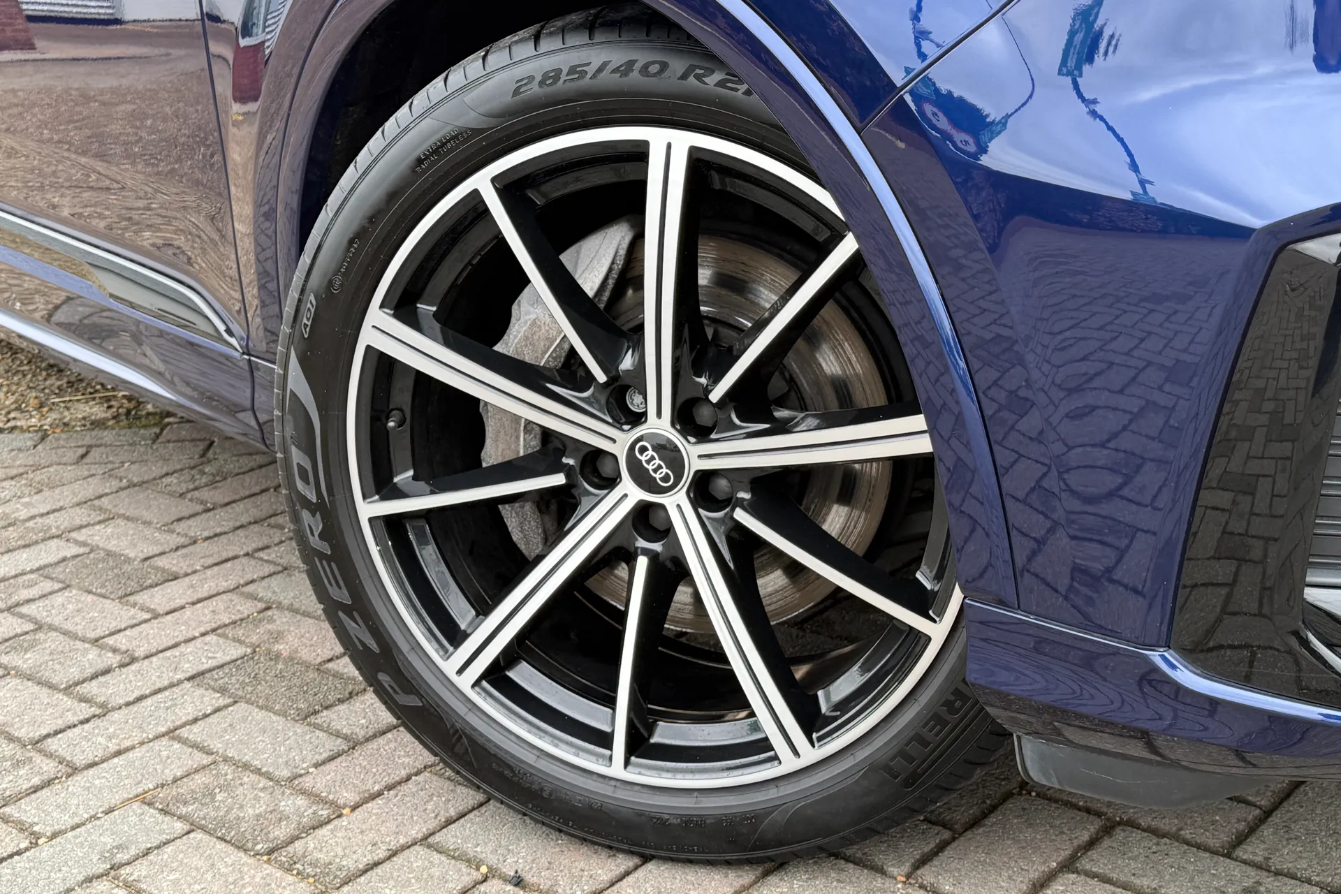 Audi Q7 thumbnail image number 7