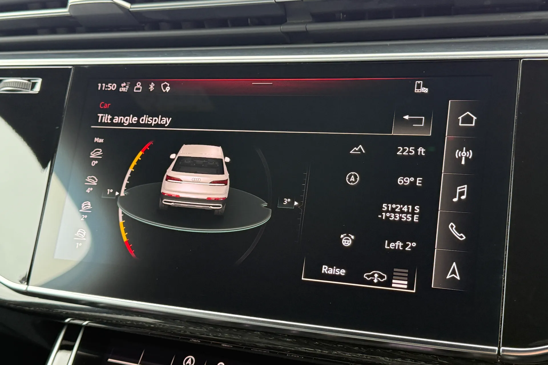 Audi Q7 thumbnail image number 10