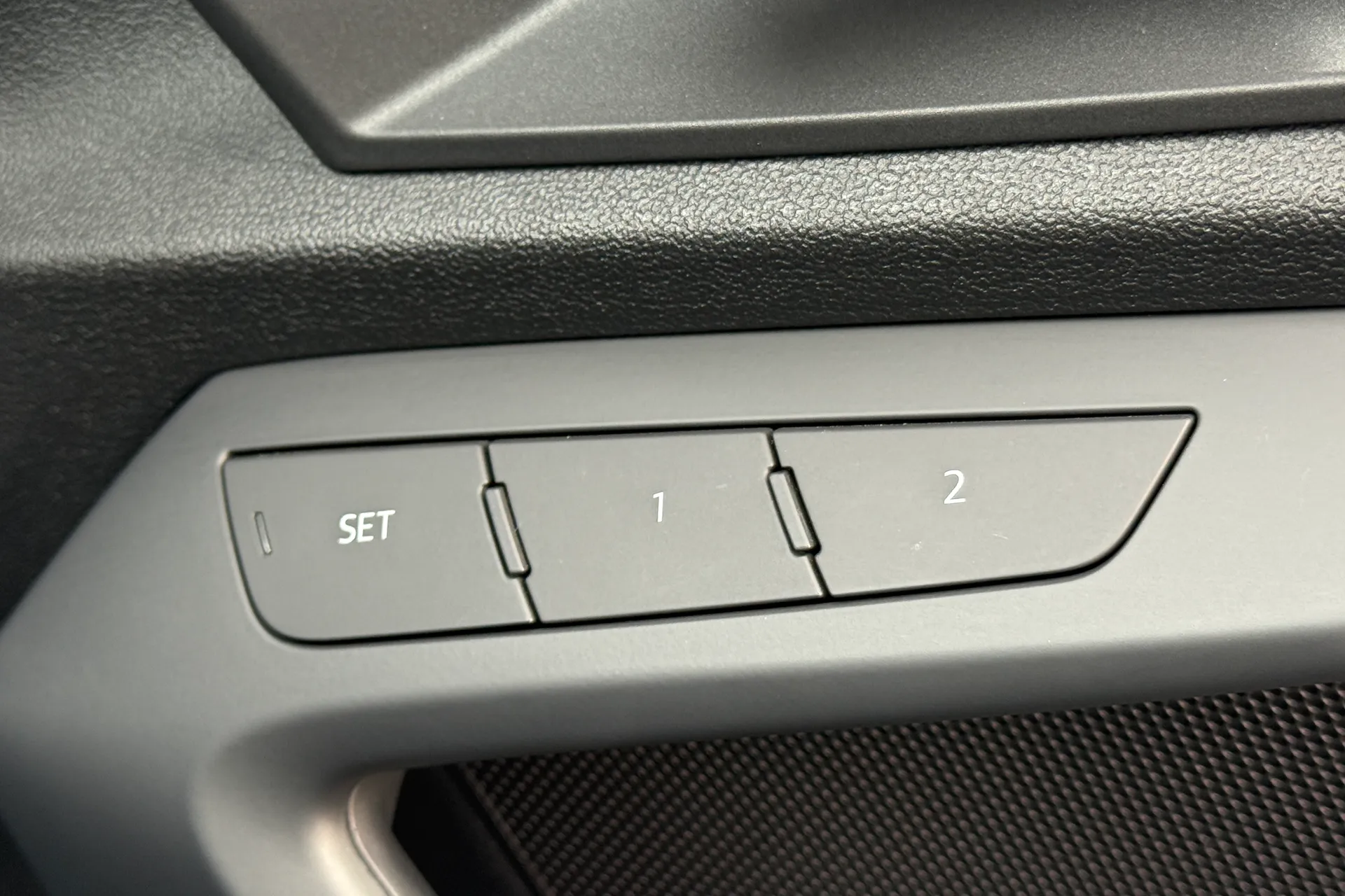 Audi RS3 thumbnail image number 19