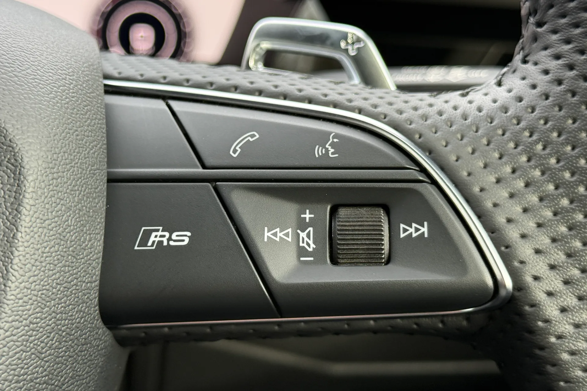 Audi RS3 thumbnail image number 26