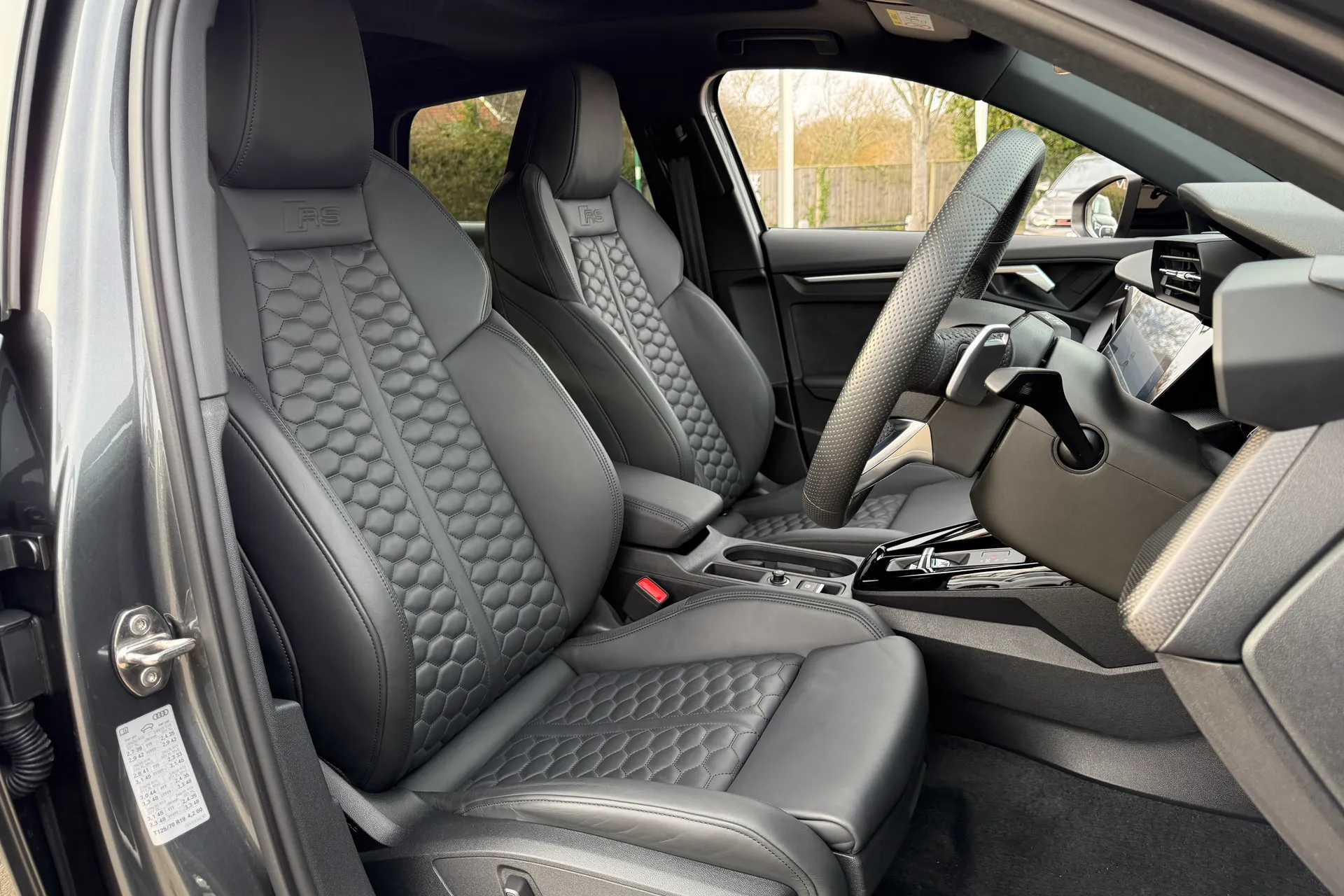 Audi RS3 thumbnail image number 31