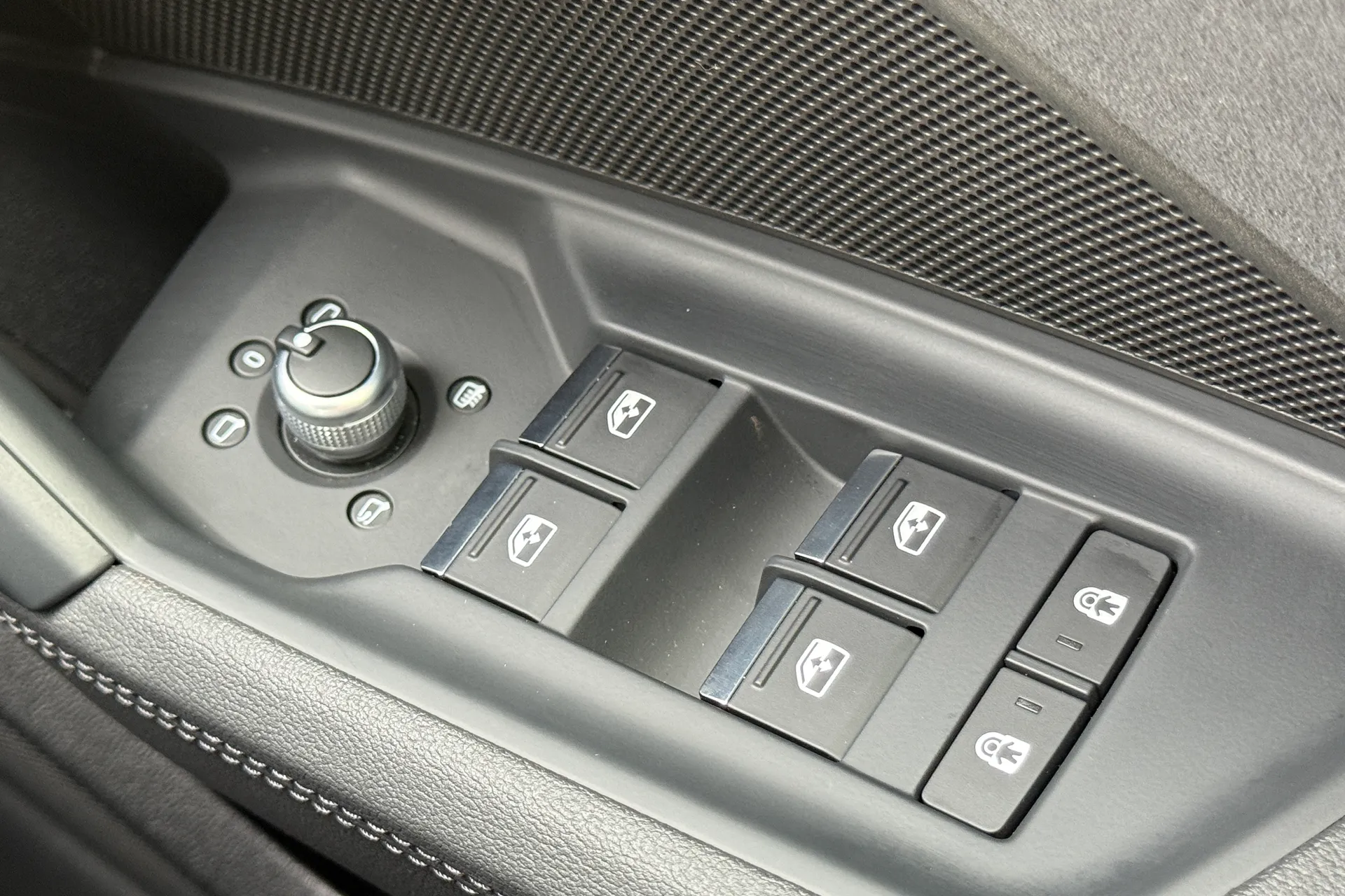 Audi RS3 thumbnail image number 23