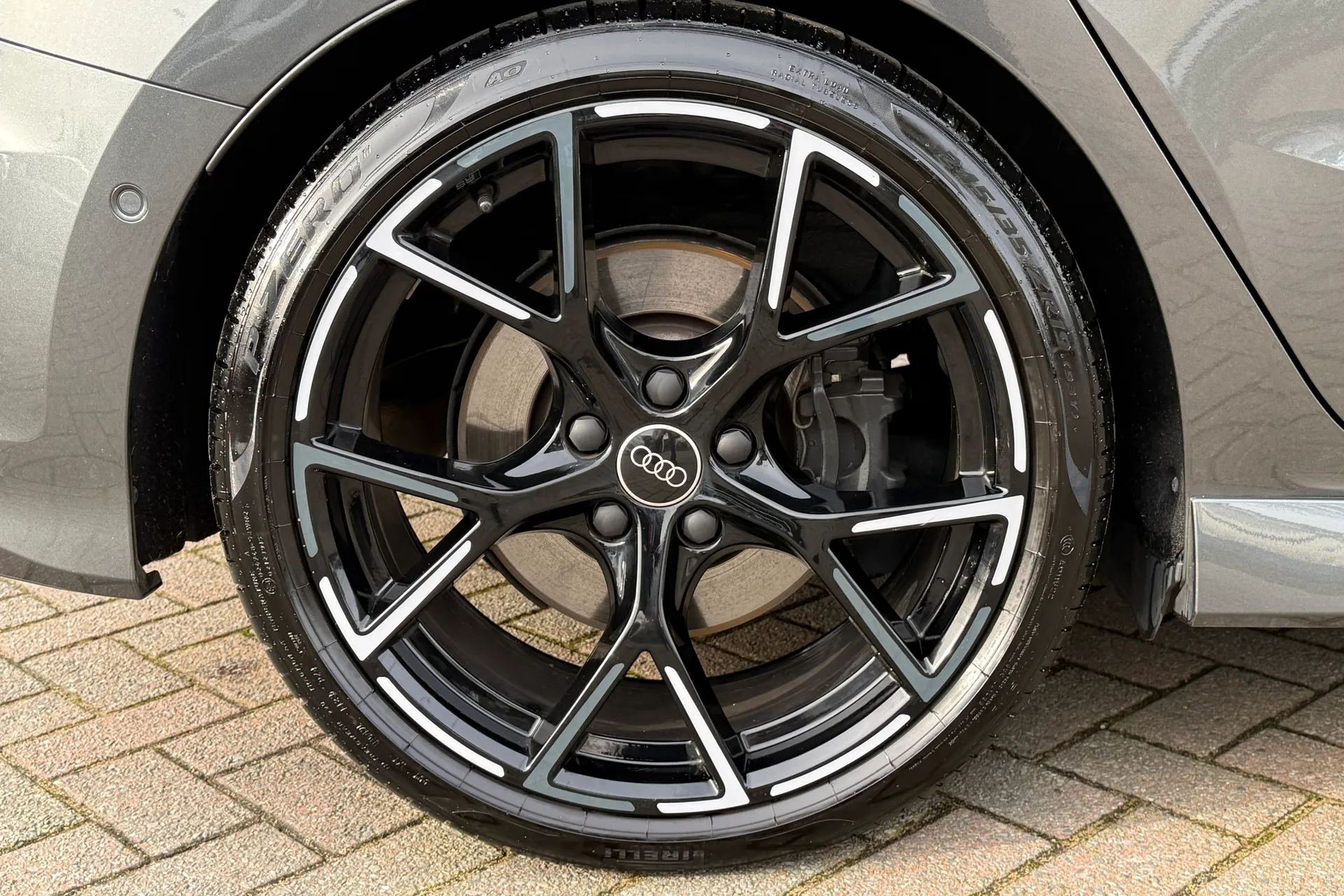 Audi RS3 thumbnail image number 7