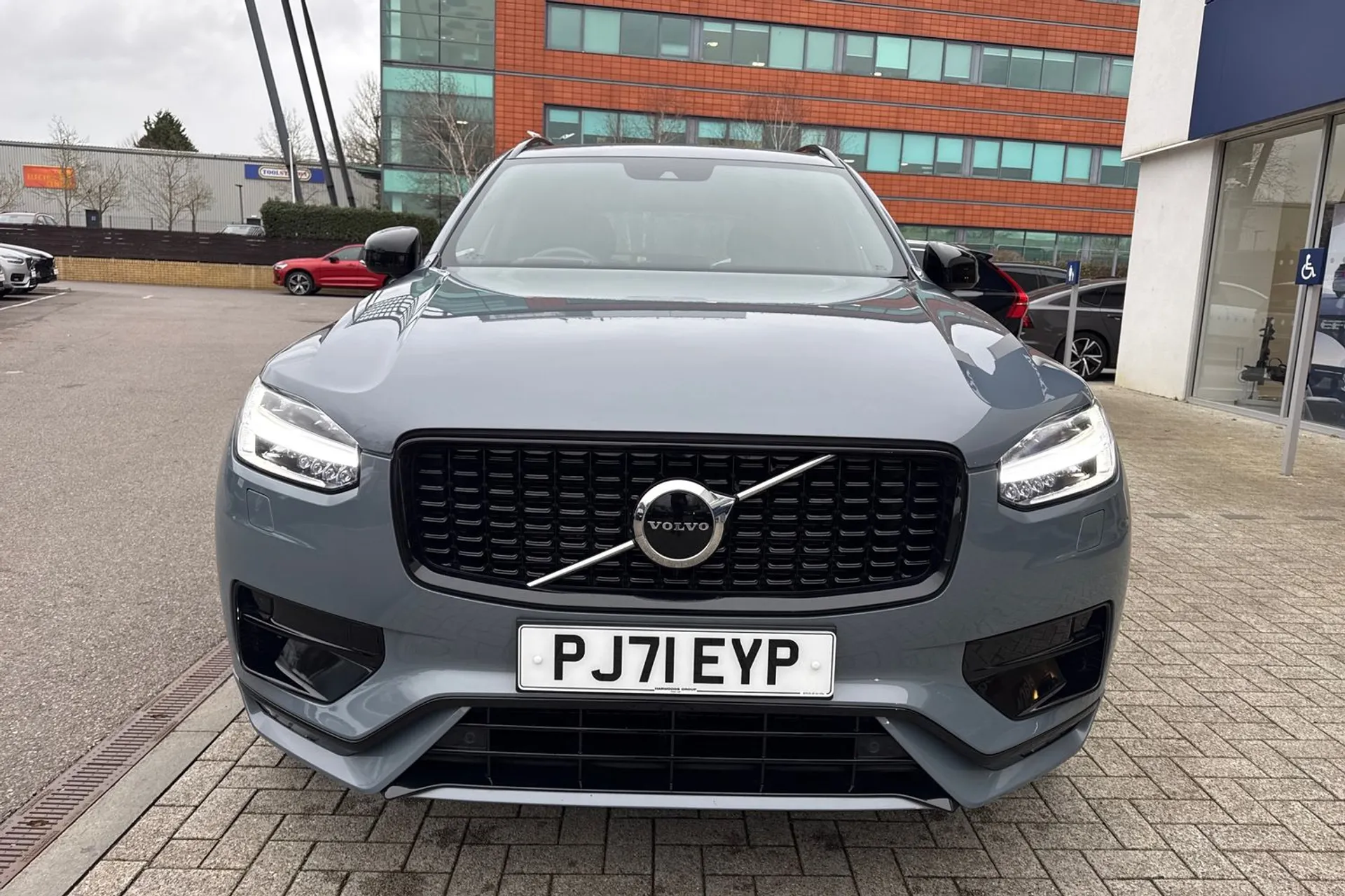 Volvo XC90 thumbnail image number 14