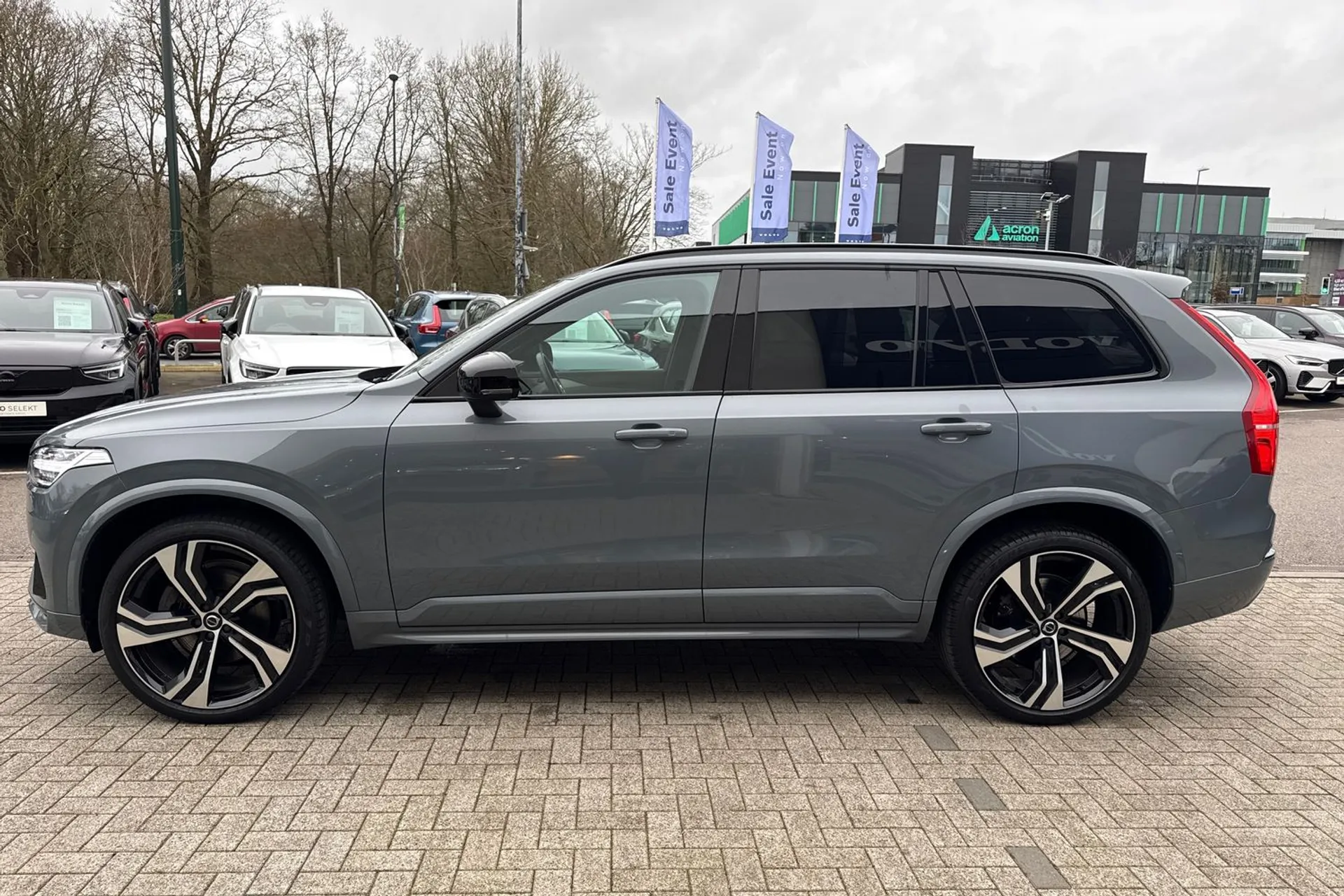 Volvo XC90 thumbnail image number 12