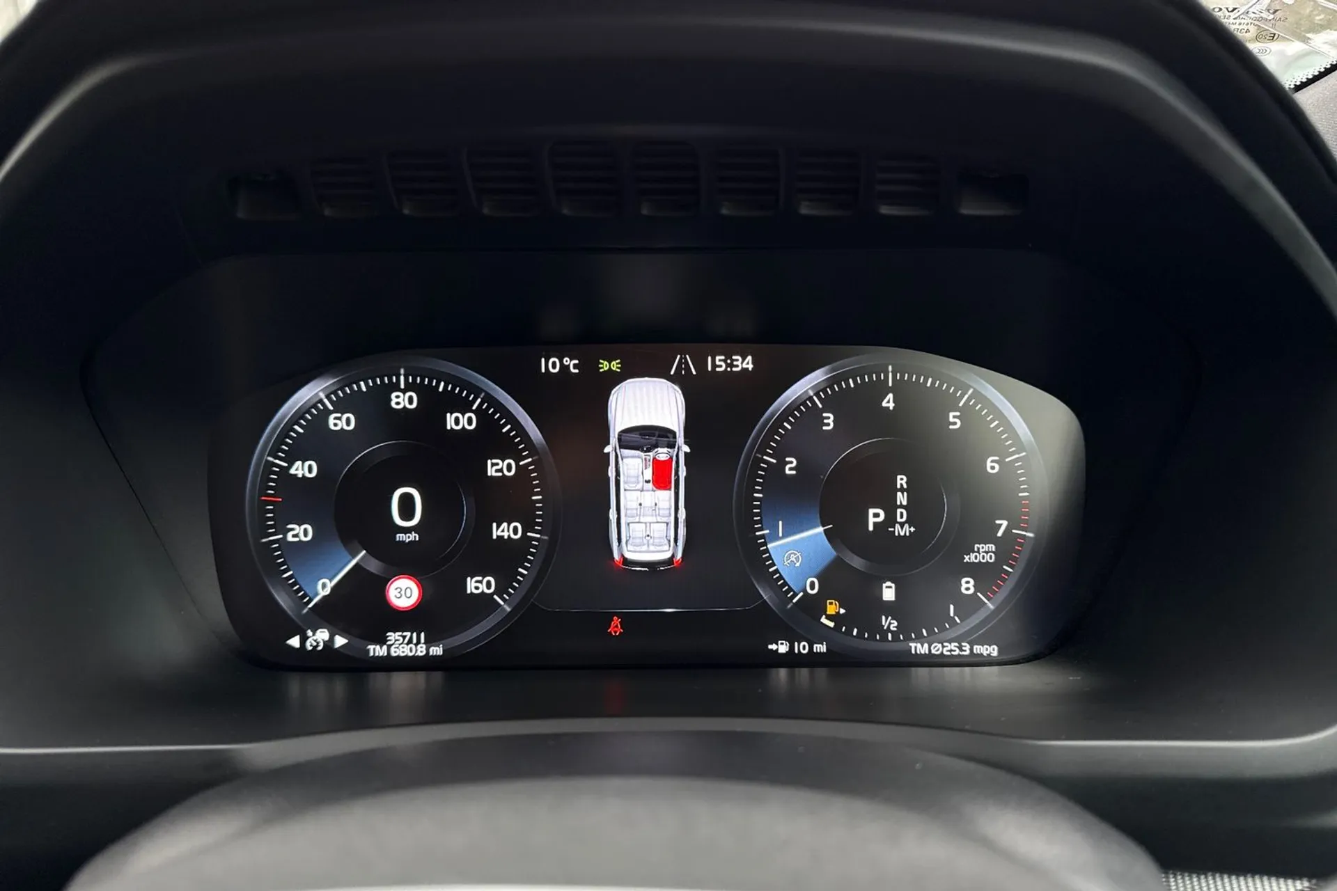 Volvo XC90 thumbnail image number 45