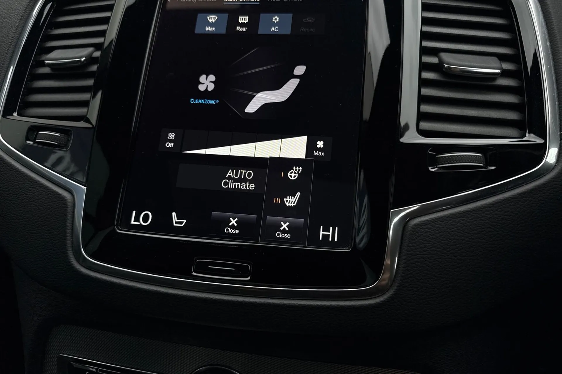 Volvo XC90 thumbnail image number 40