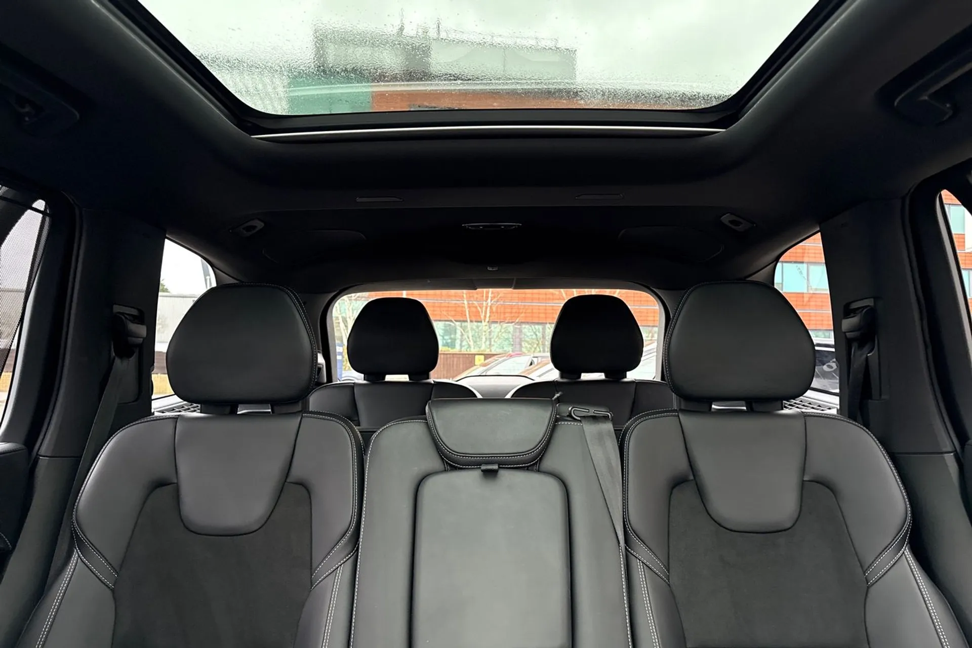 Volvo XC90 thumbnail image number 6