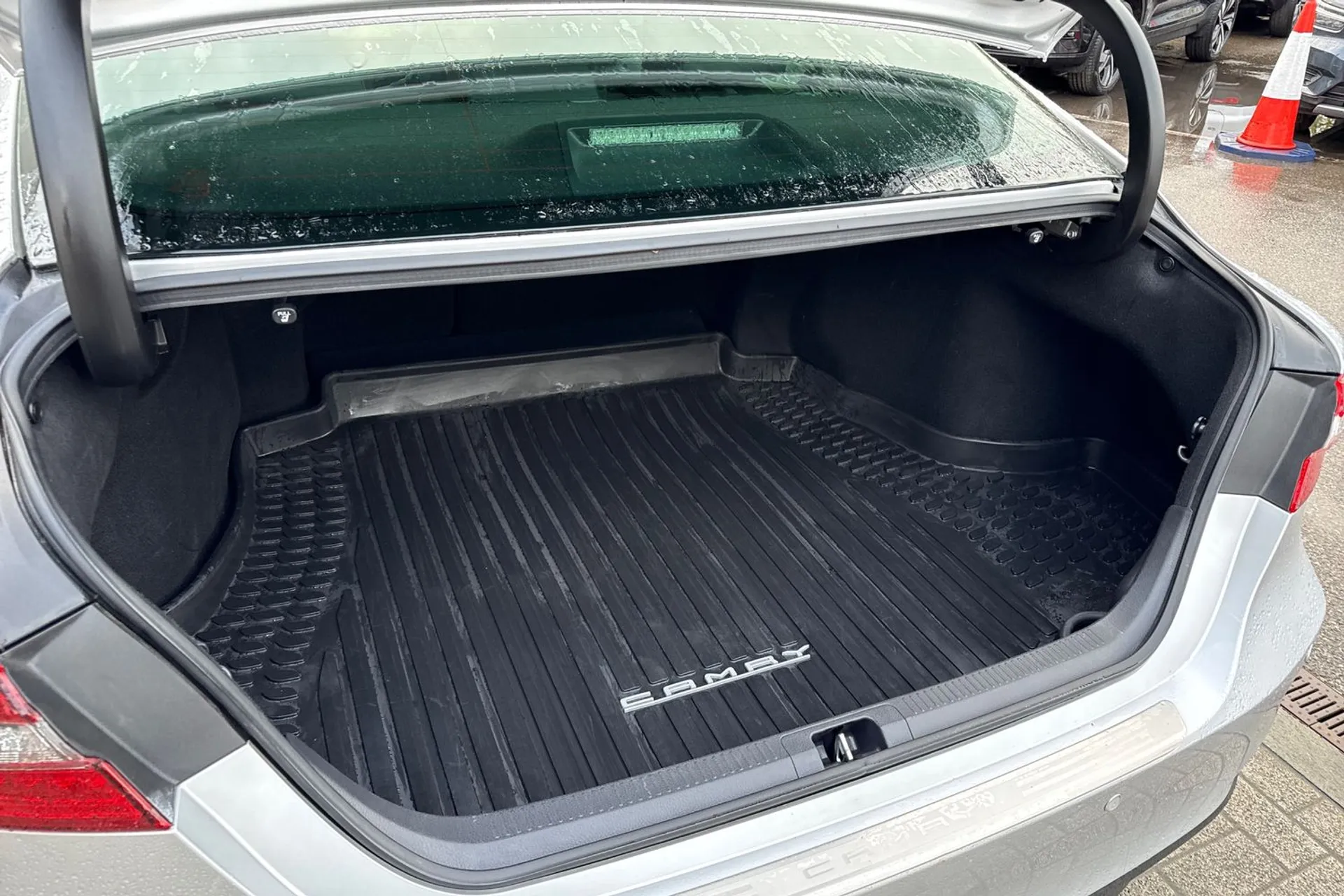 TOYOTA CAMRY thumbnail image number 21