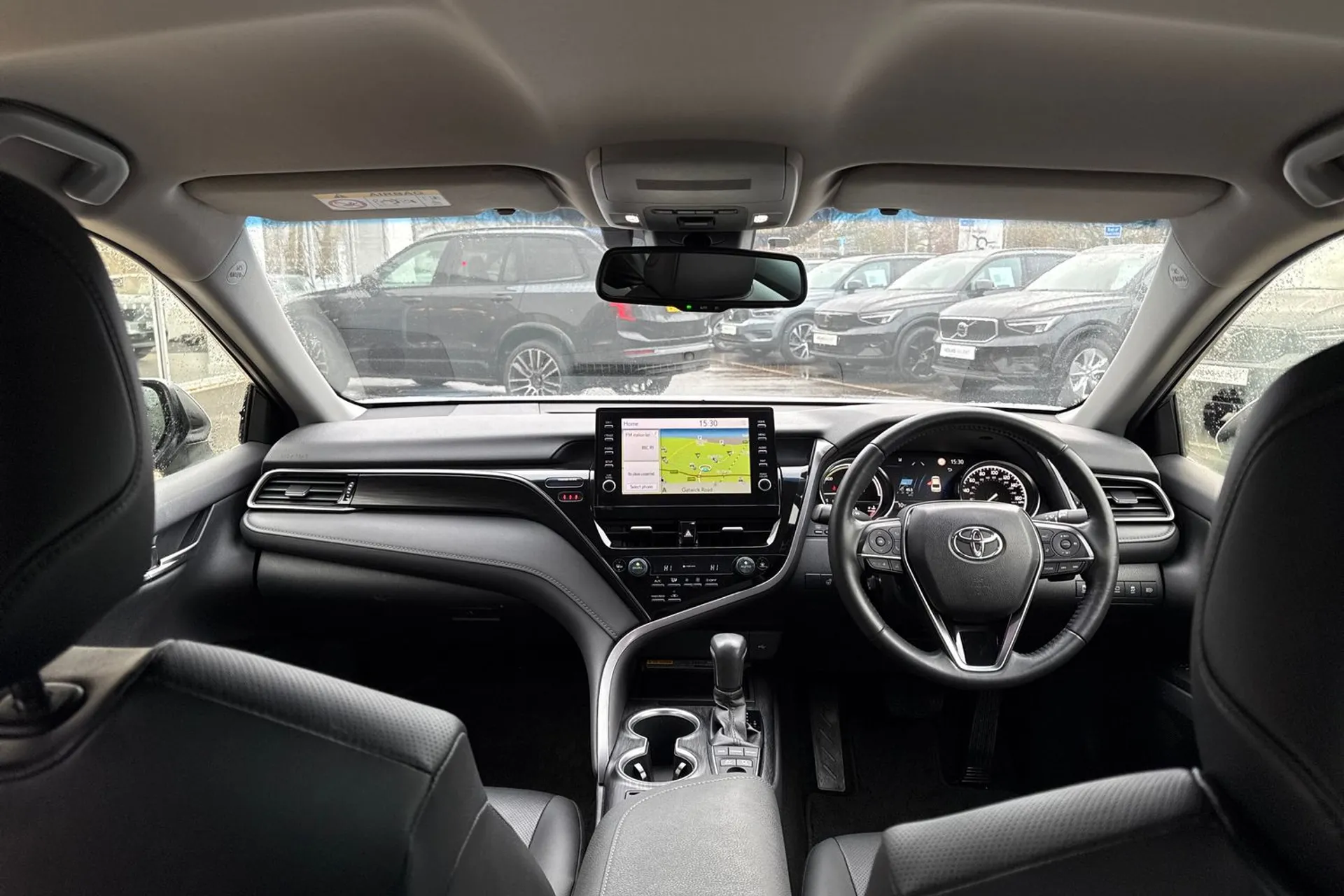 TOYOTA CAMRY thumbnail image number 3