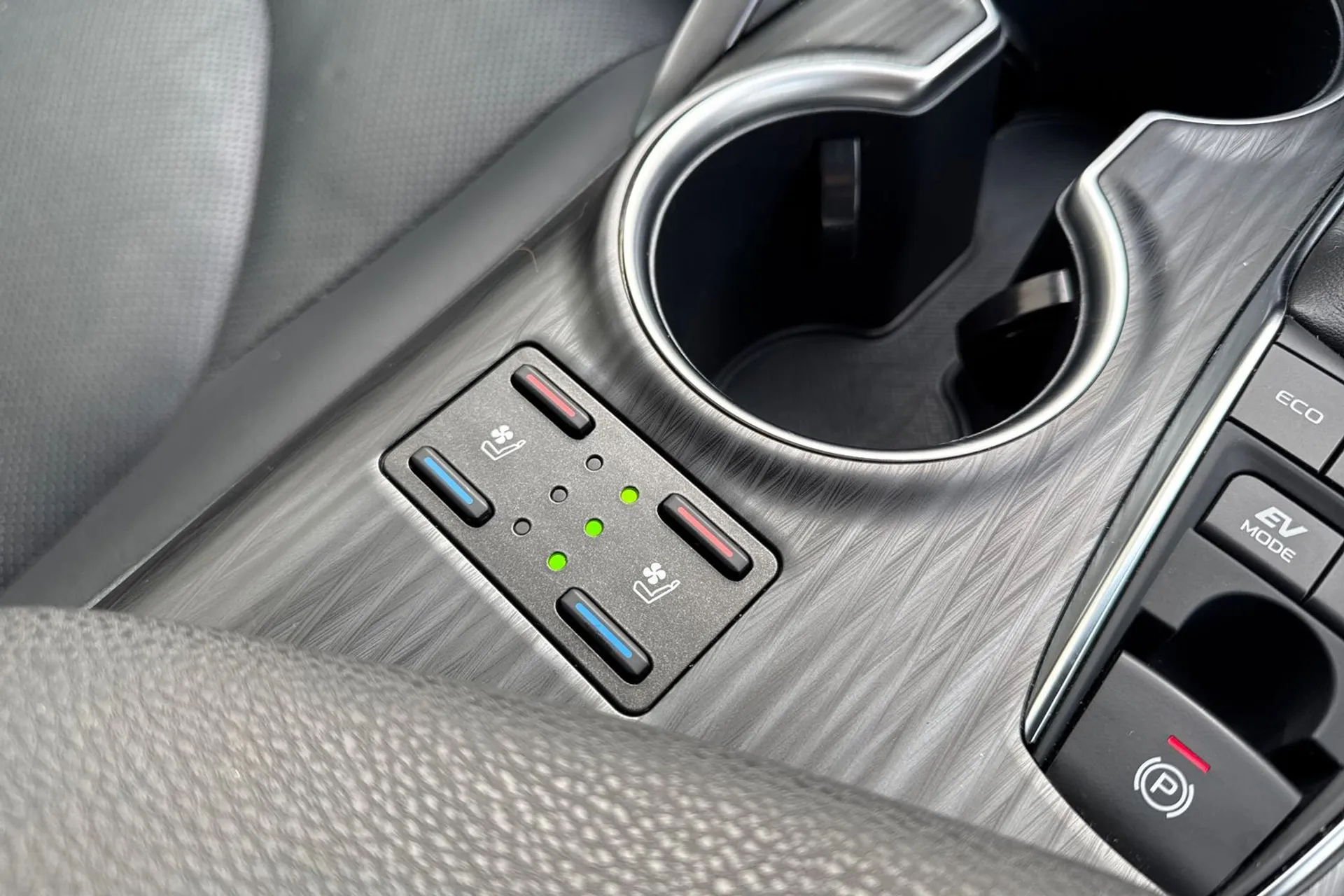 TOYOTA CAMRY thumbnail image number 42