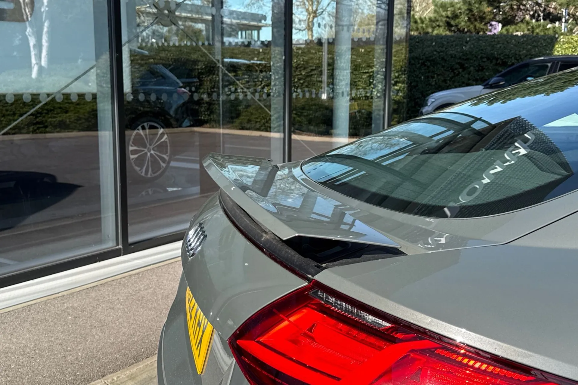 Audi TT thumbnail image number 25