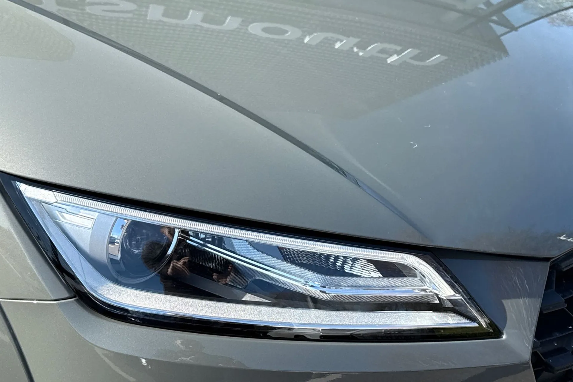 Audi TT thumbnail image number 35