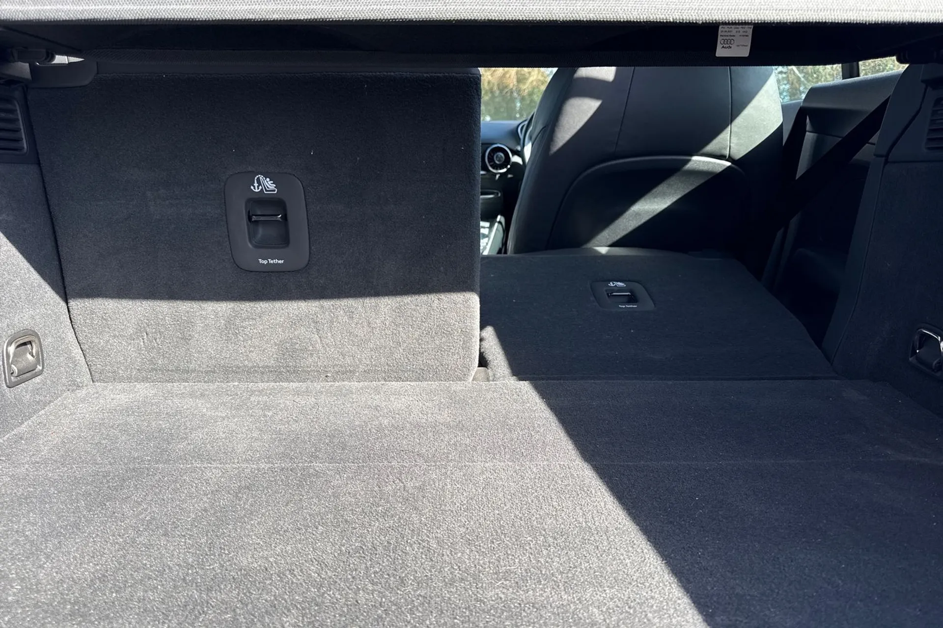 Audi TT thumbnail image number 40