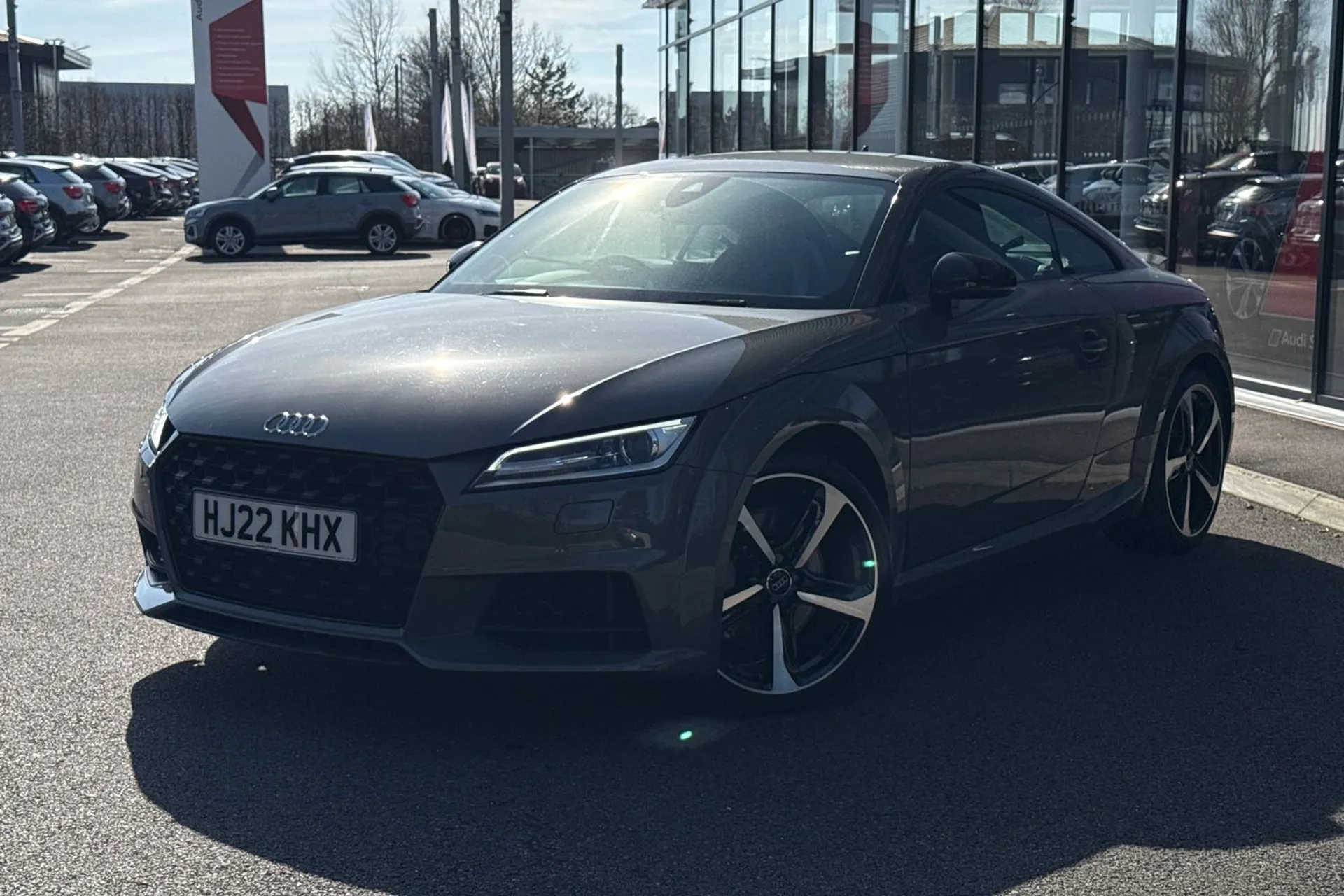 Audi TT thumbnail image number 19