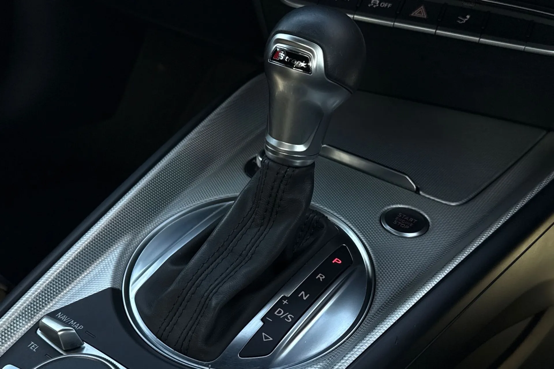 Audi TT thumbnail image number 14