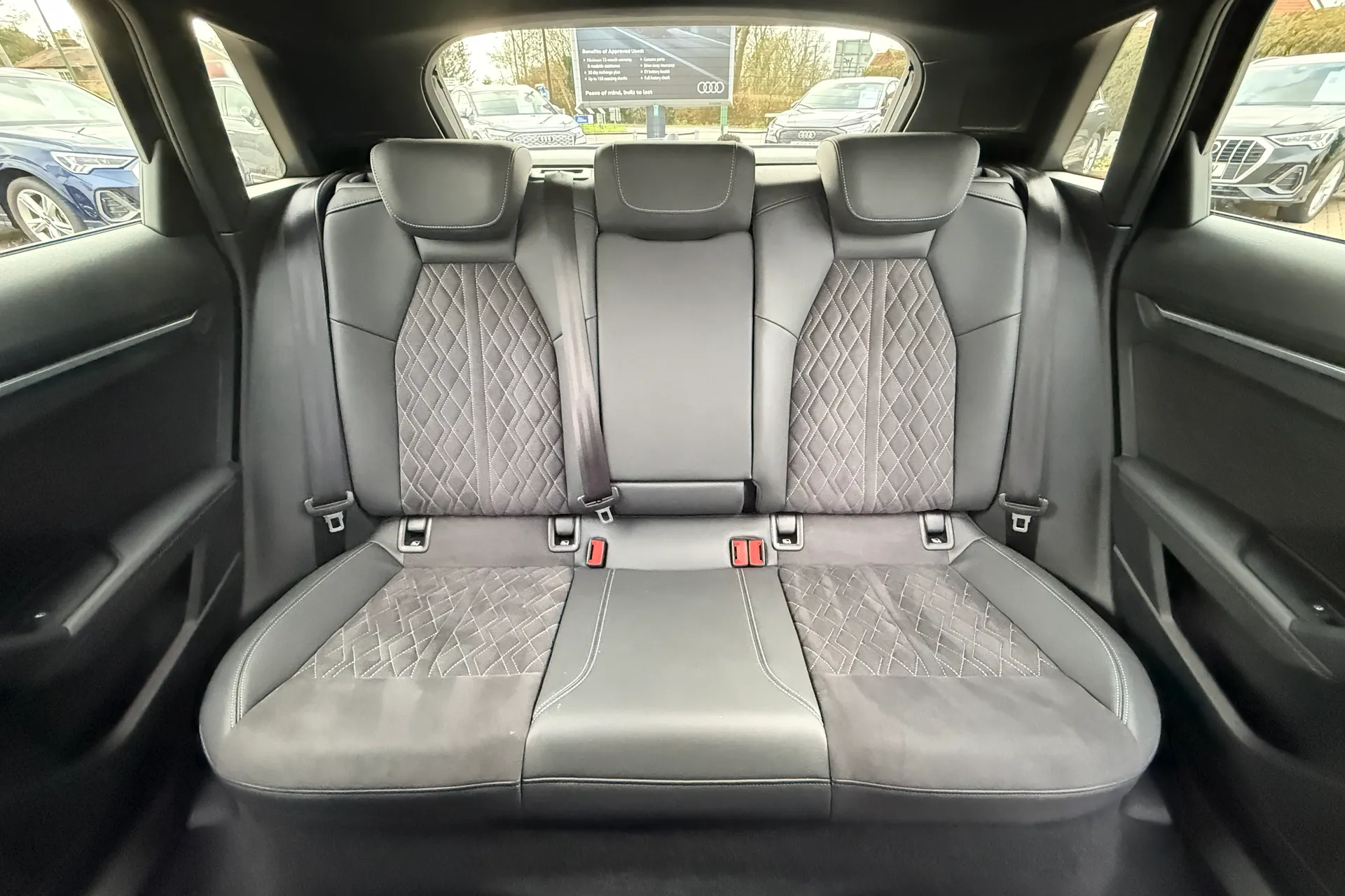 Audi A3 thumbnail image number 35