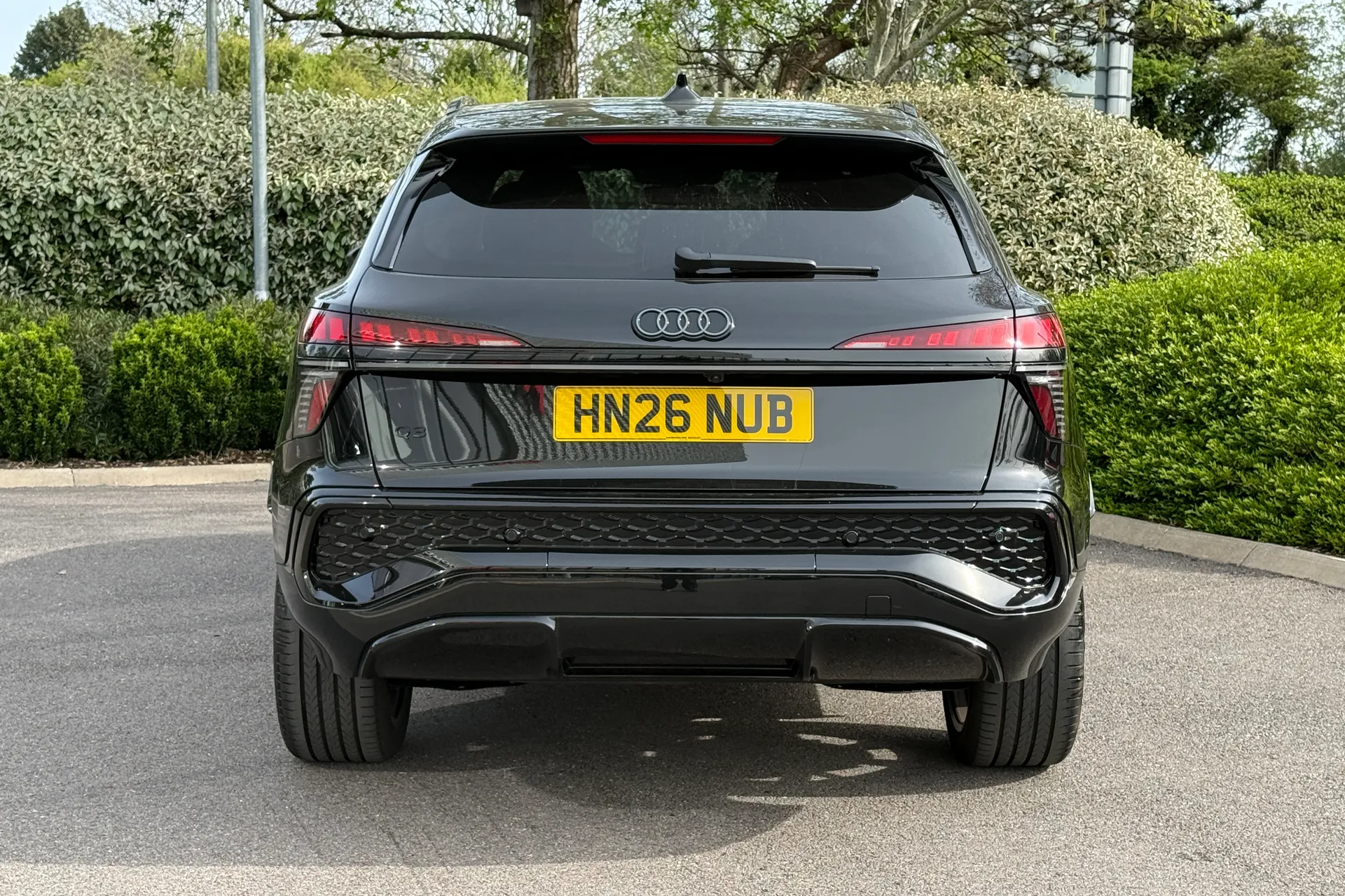 Audi Q3 thumbnail image number 19