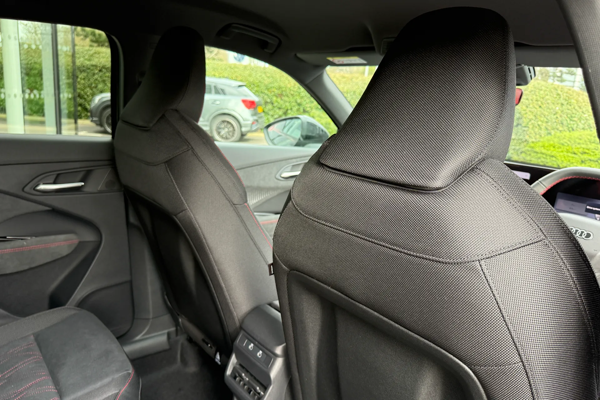 Audi Q3 thumbnail image number 39