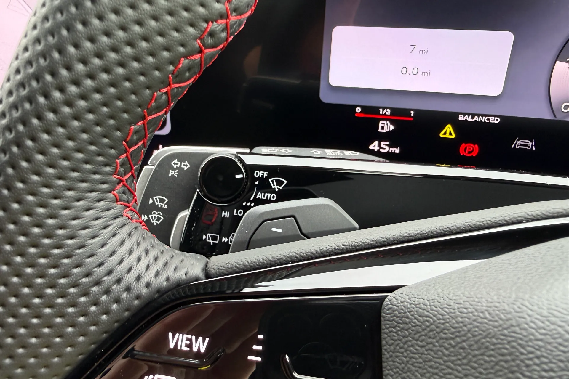 Audi Q3 thumbnail image number 46