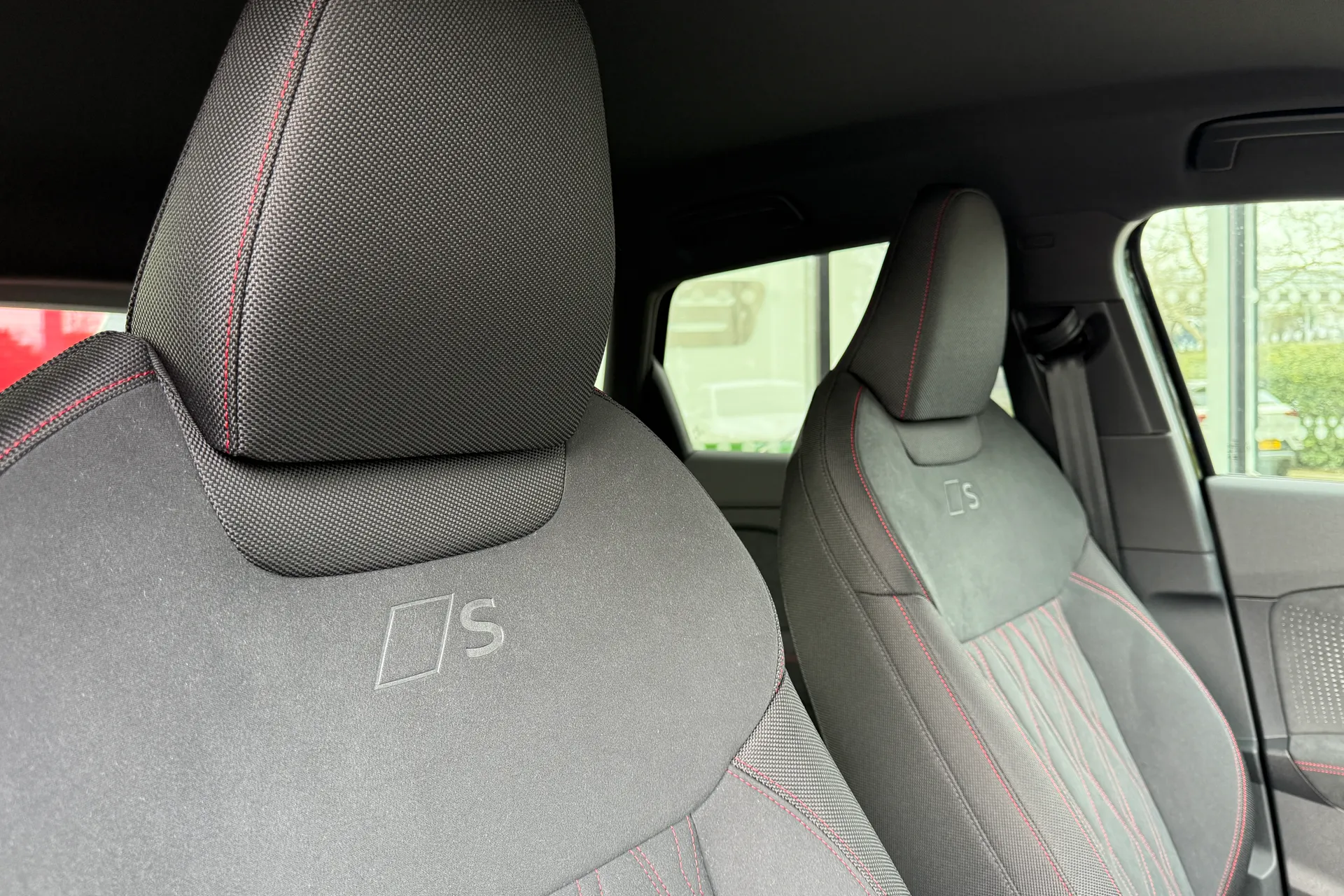 Audi Q3 thumbnail image number 42